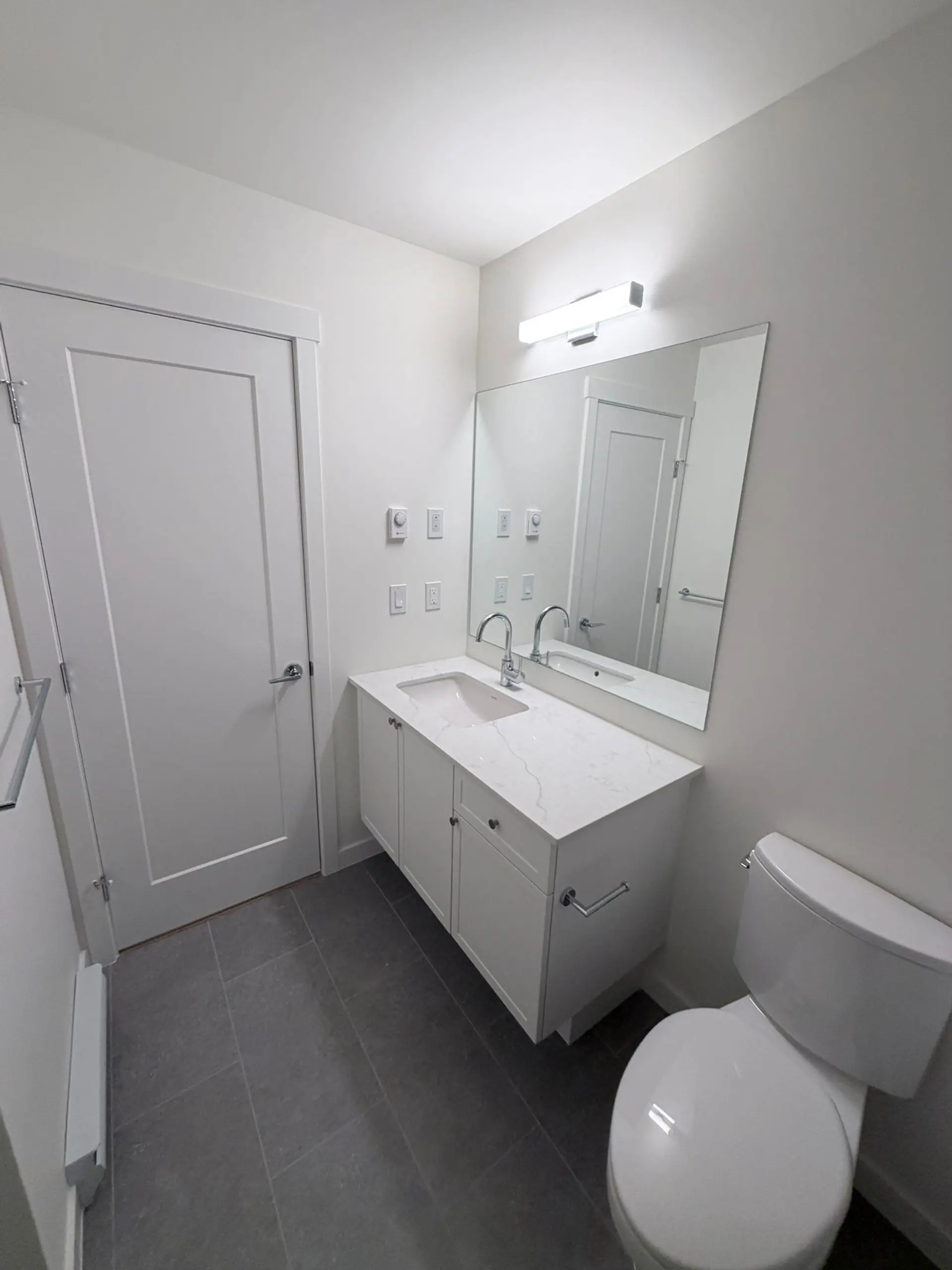 Property at #512 14778 106 AVENUE, Surrey, BC