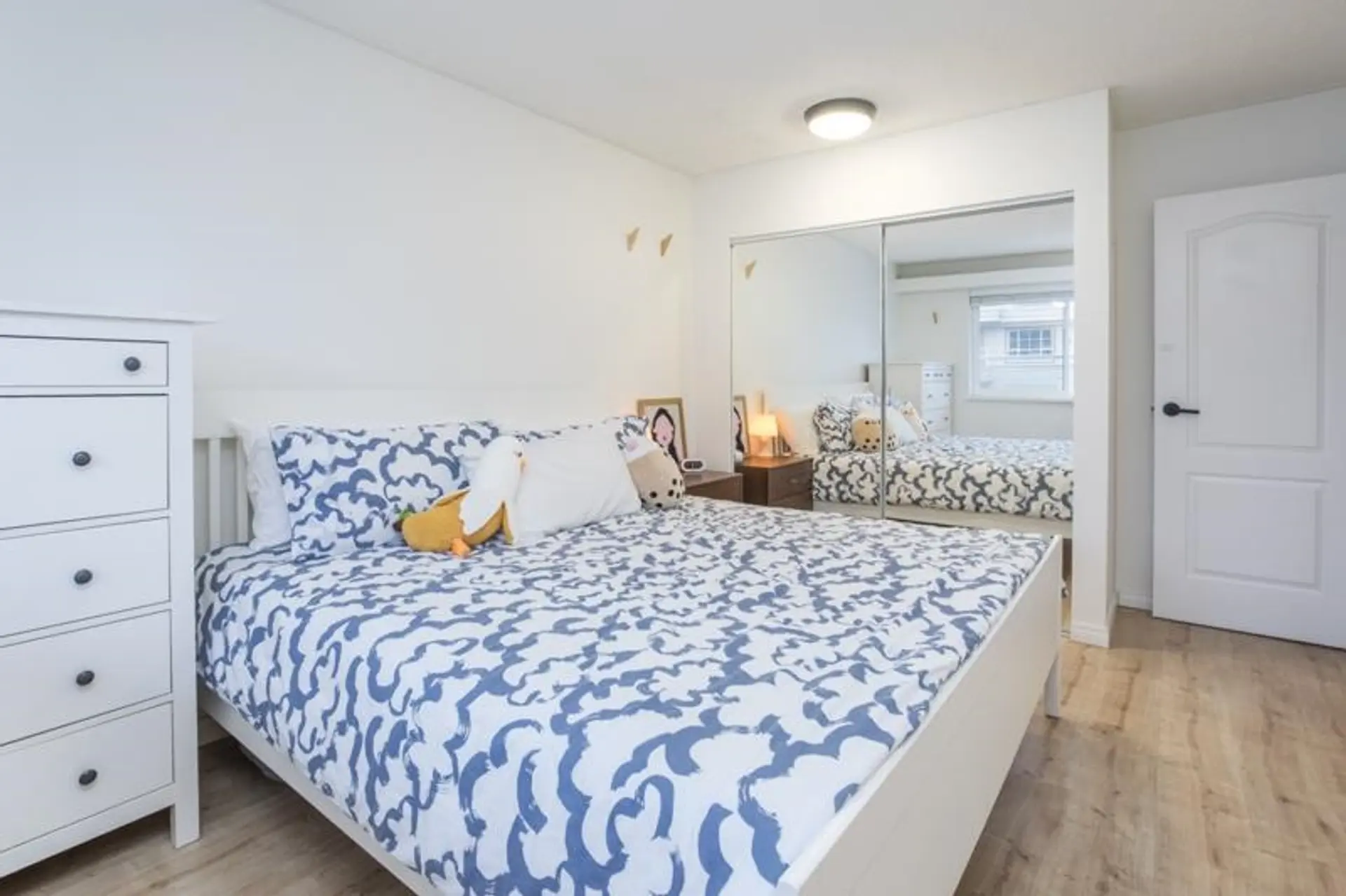 #119 550 Royal Avenue - Image 12