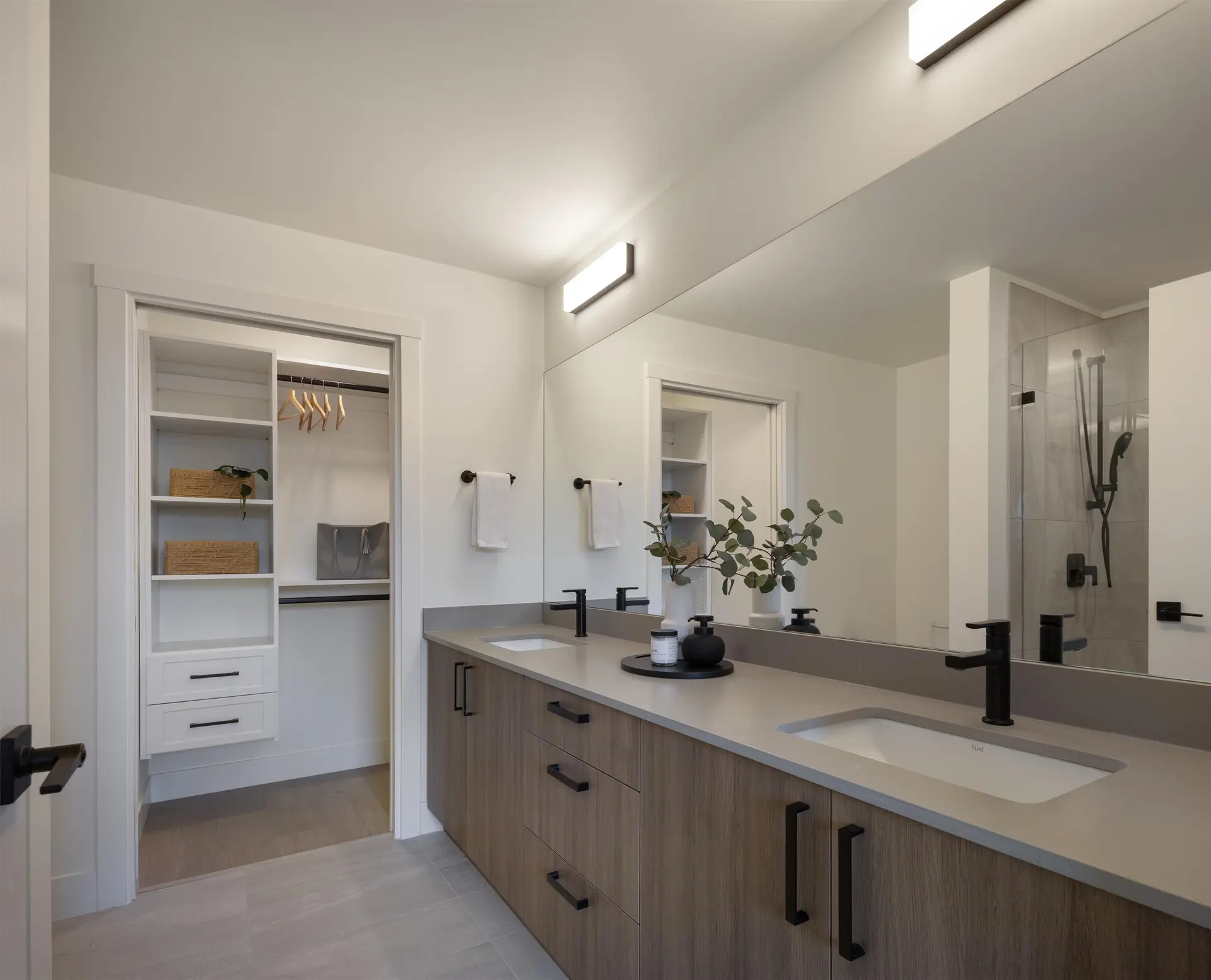 #A115 8230 208b Avenue - Image 6
