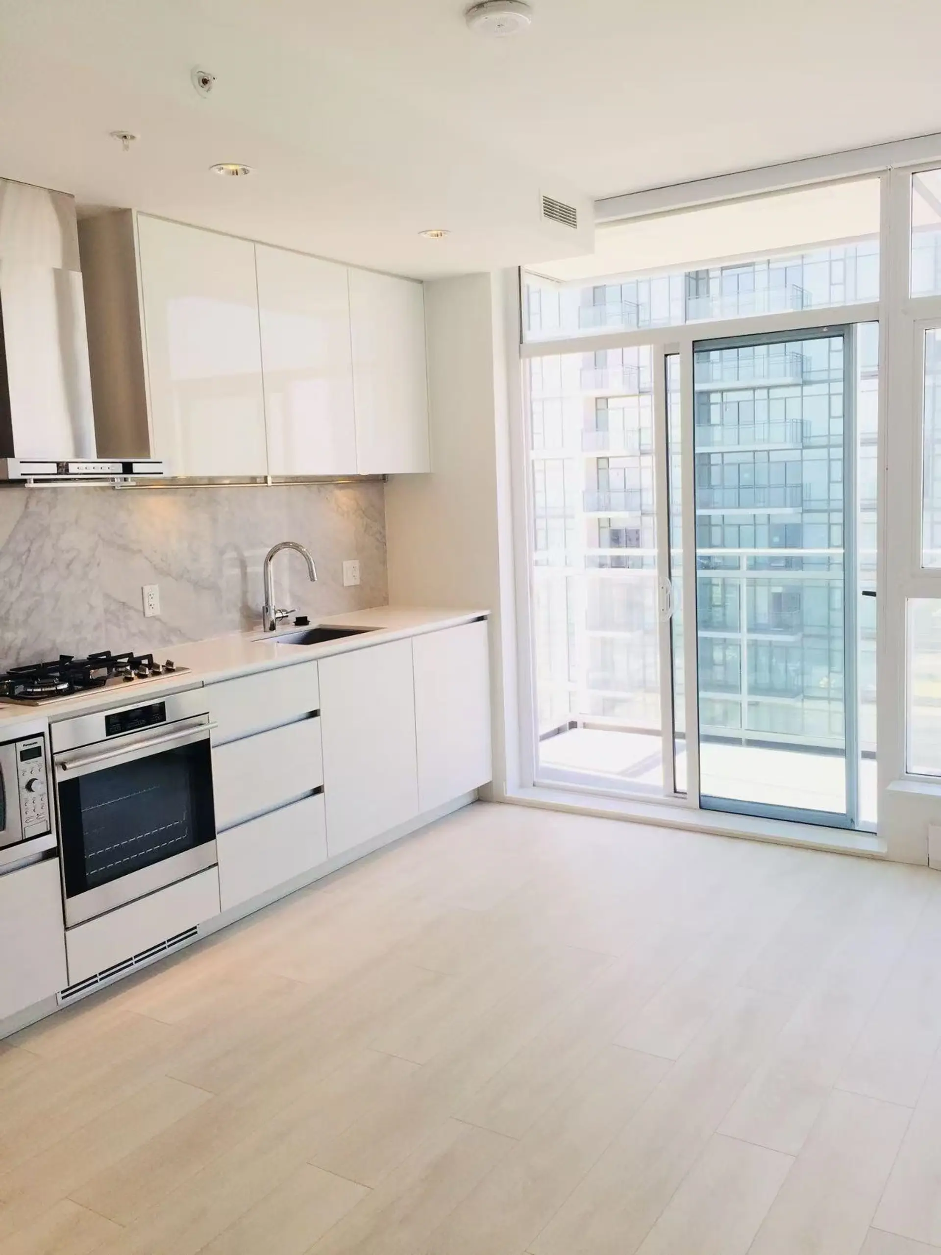 Property at #1903 4670 ASSEMBLY WAY, Burnaby, BC