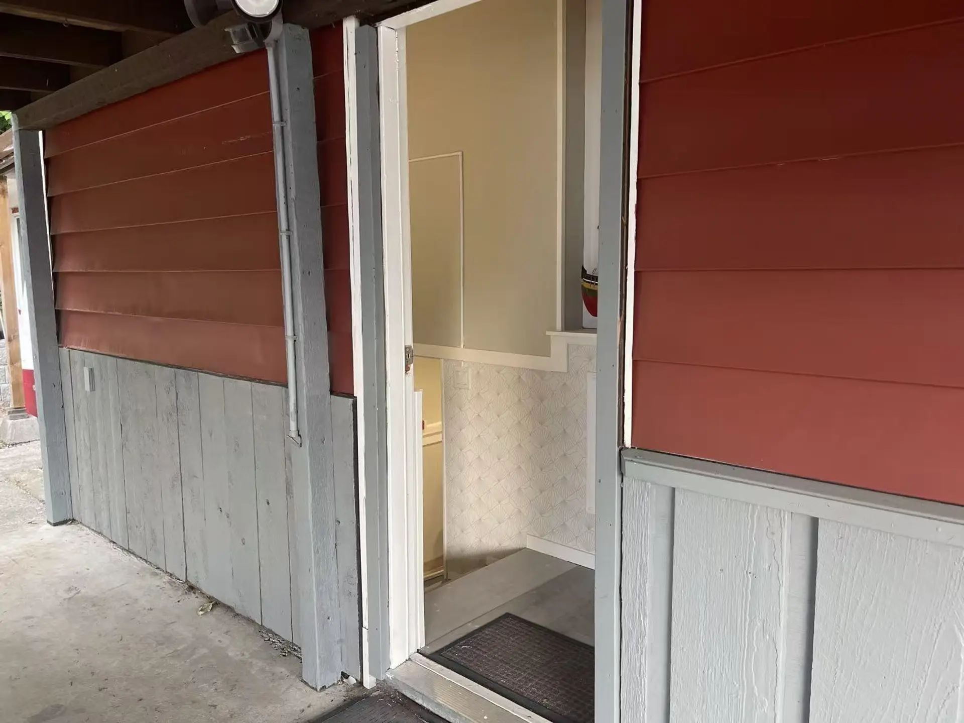 Property at 4598 WHITAKER ROAD, Sechelt, BC