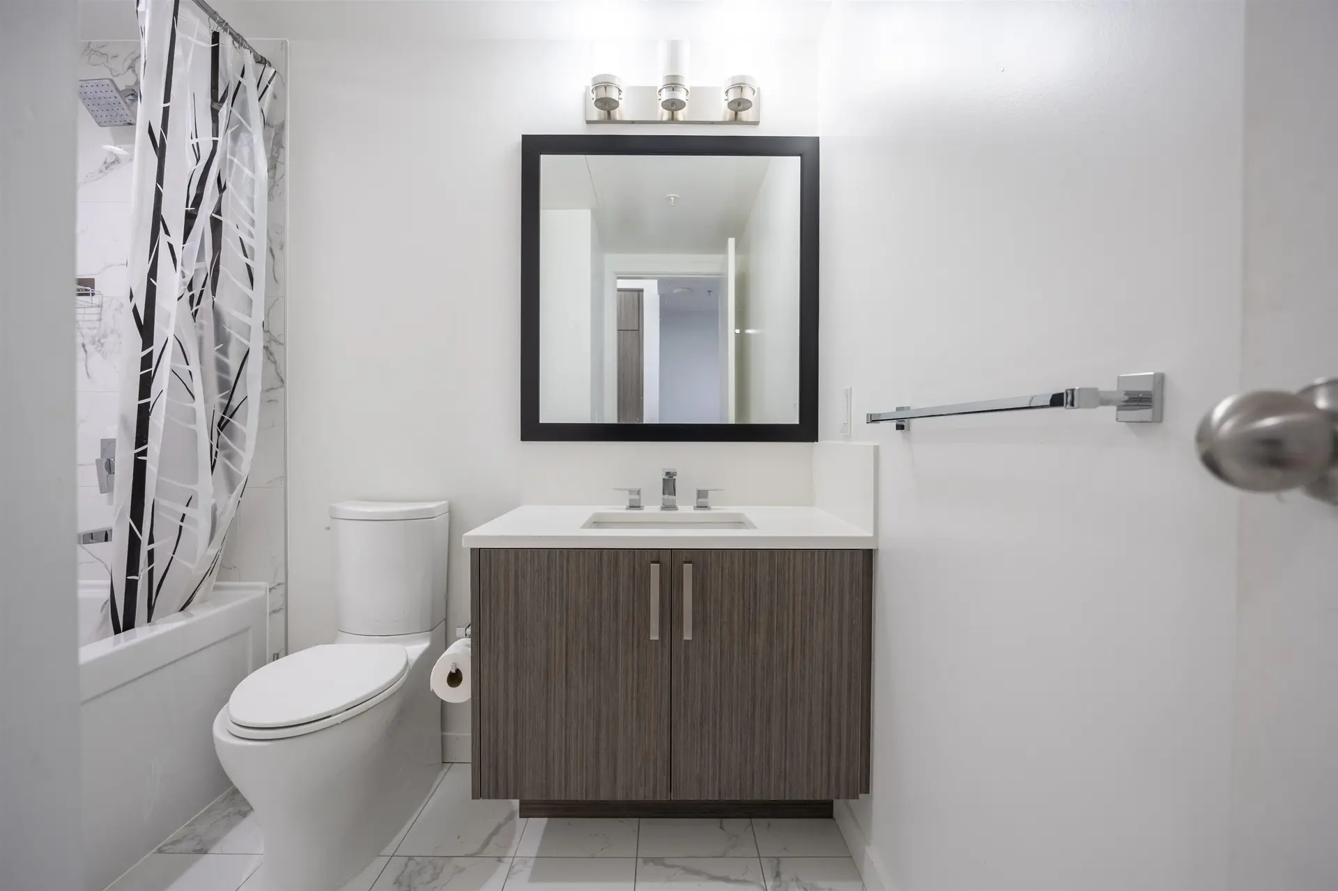 Property at #618 13350 CENTRAL AVENUE, Surrey, BC