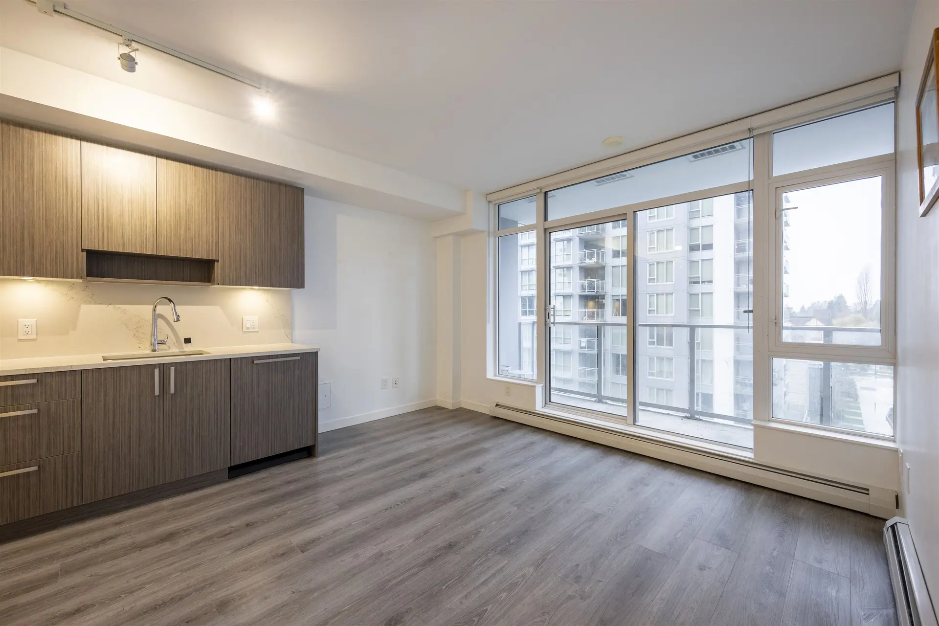 Property at #618 13350 CENTRAL AVENUE, Surrey, BC