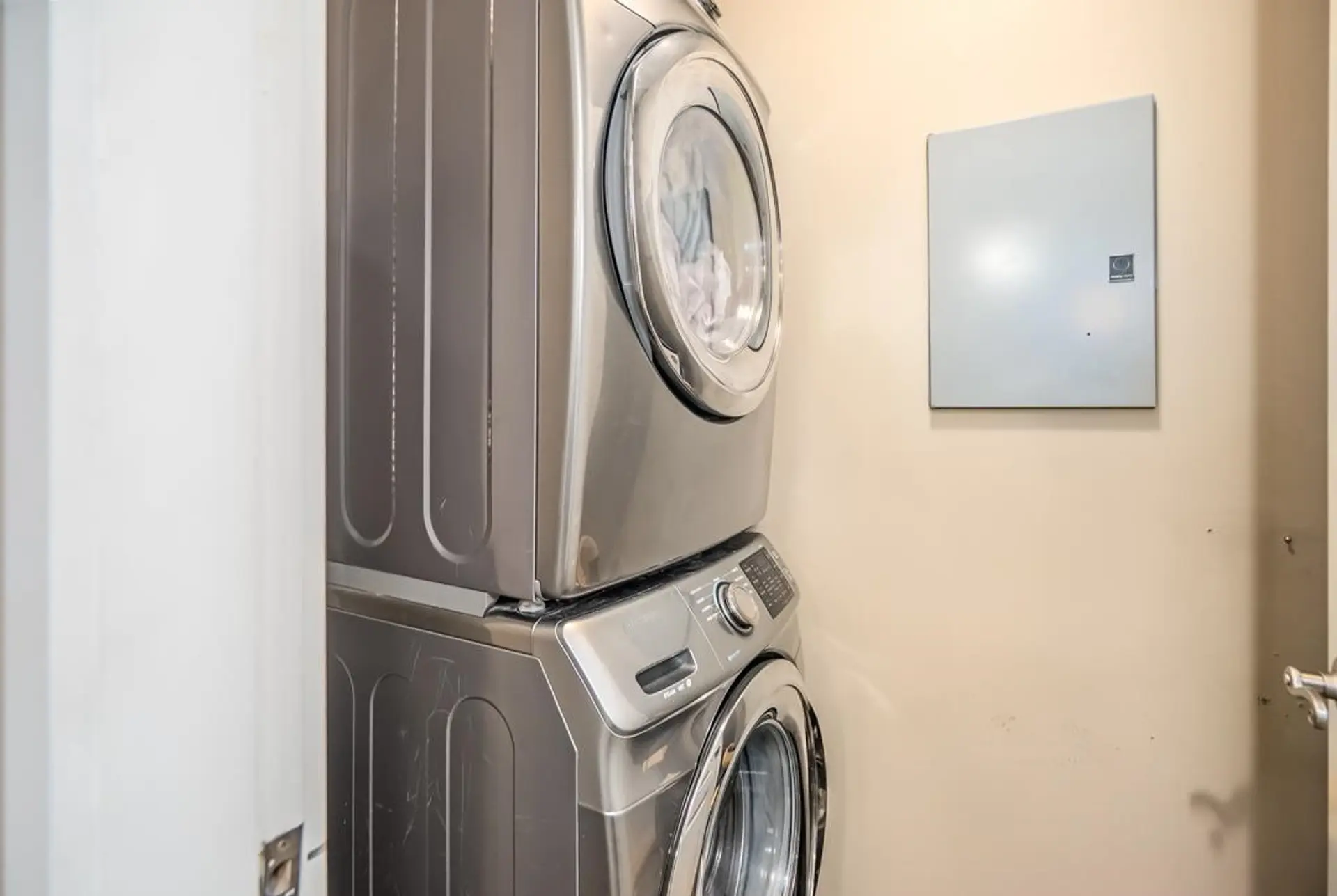 Property at #401 33738 KING ROAD, Abbotsford, BC