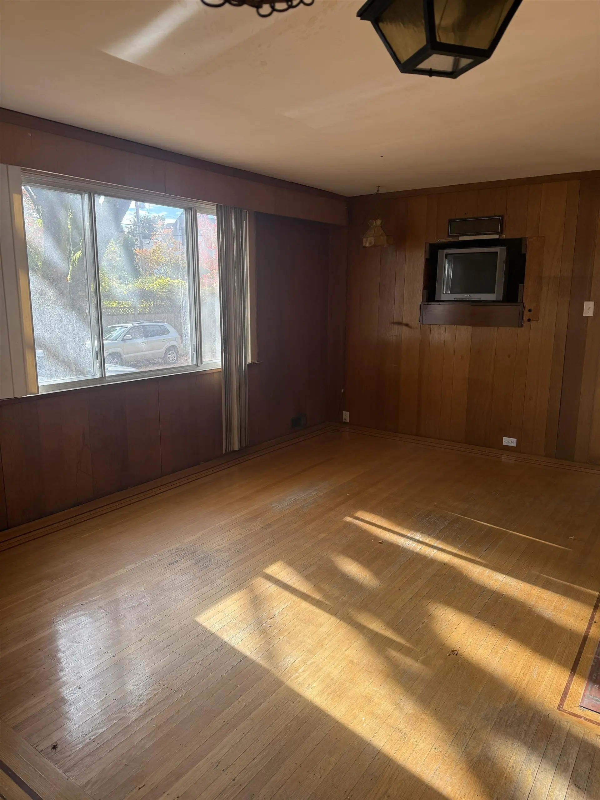 2685 Waterloo Street - Image 7