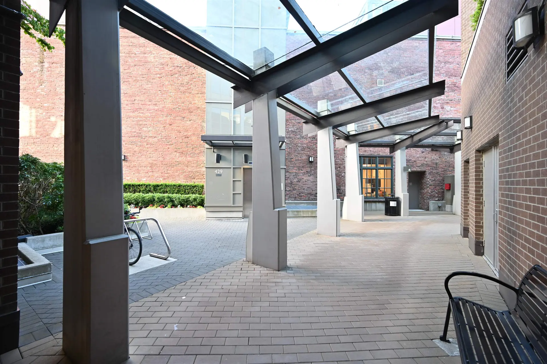 #410 445 W 2nd Avenue - Image 2