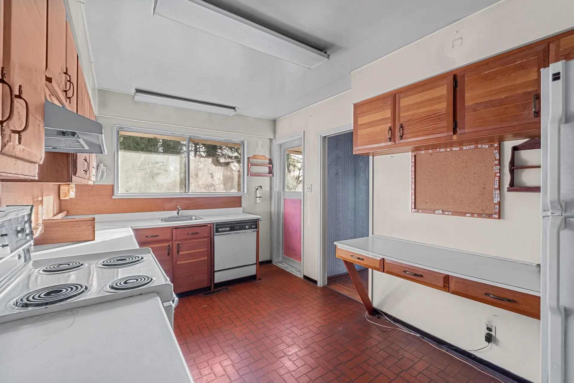 885 Porter Street - Image 7