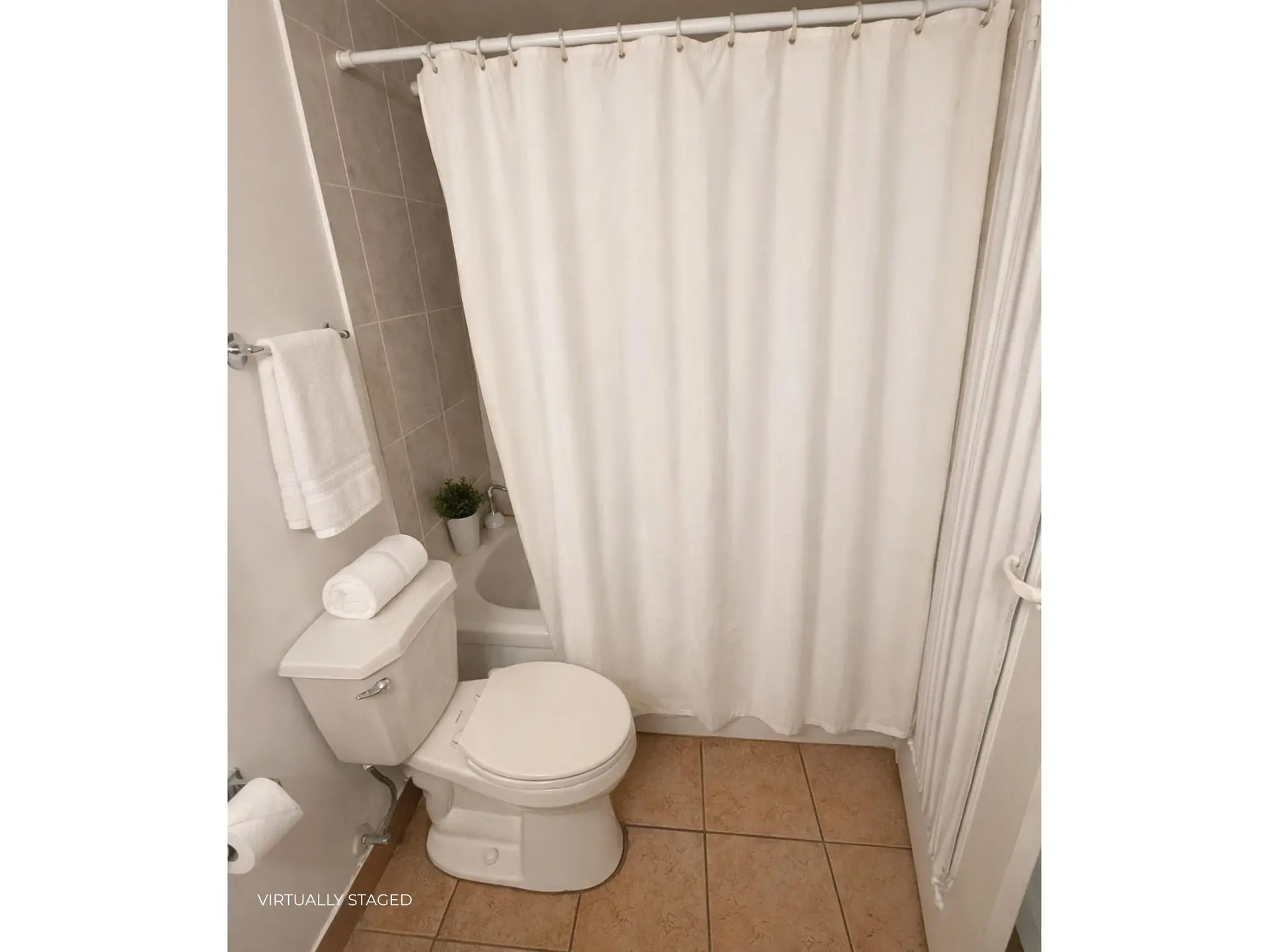 Property at #305 620 EIGHT AVENUE, New Westminster, BC