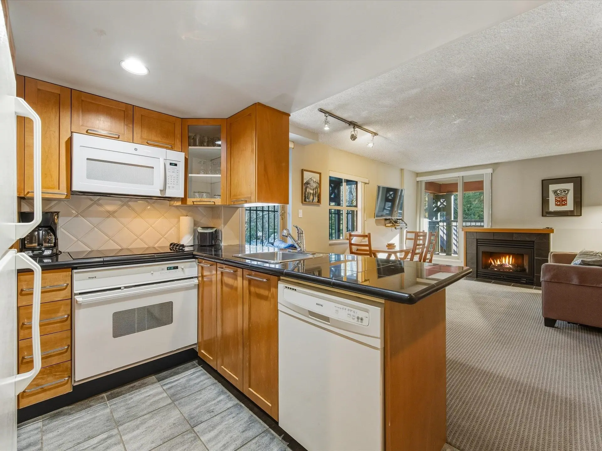#3308 4295 Blackcomb Way - Image 12