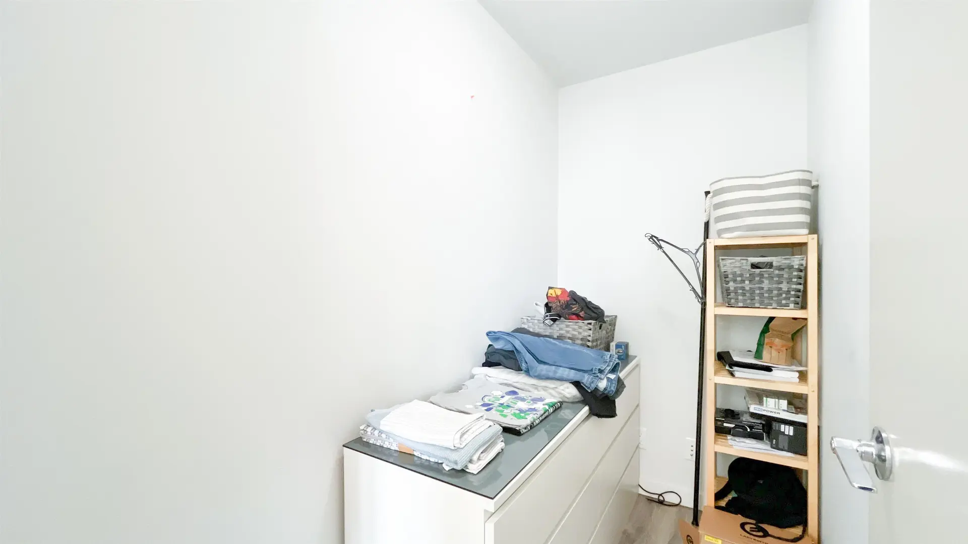 Property at #905 161 W GEORGIA STREET, Vancouver, BC