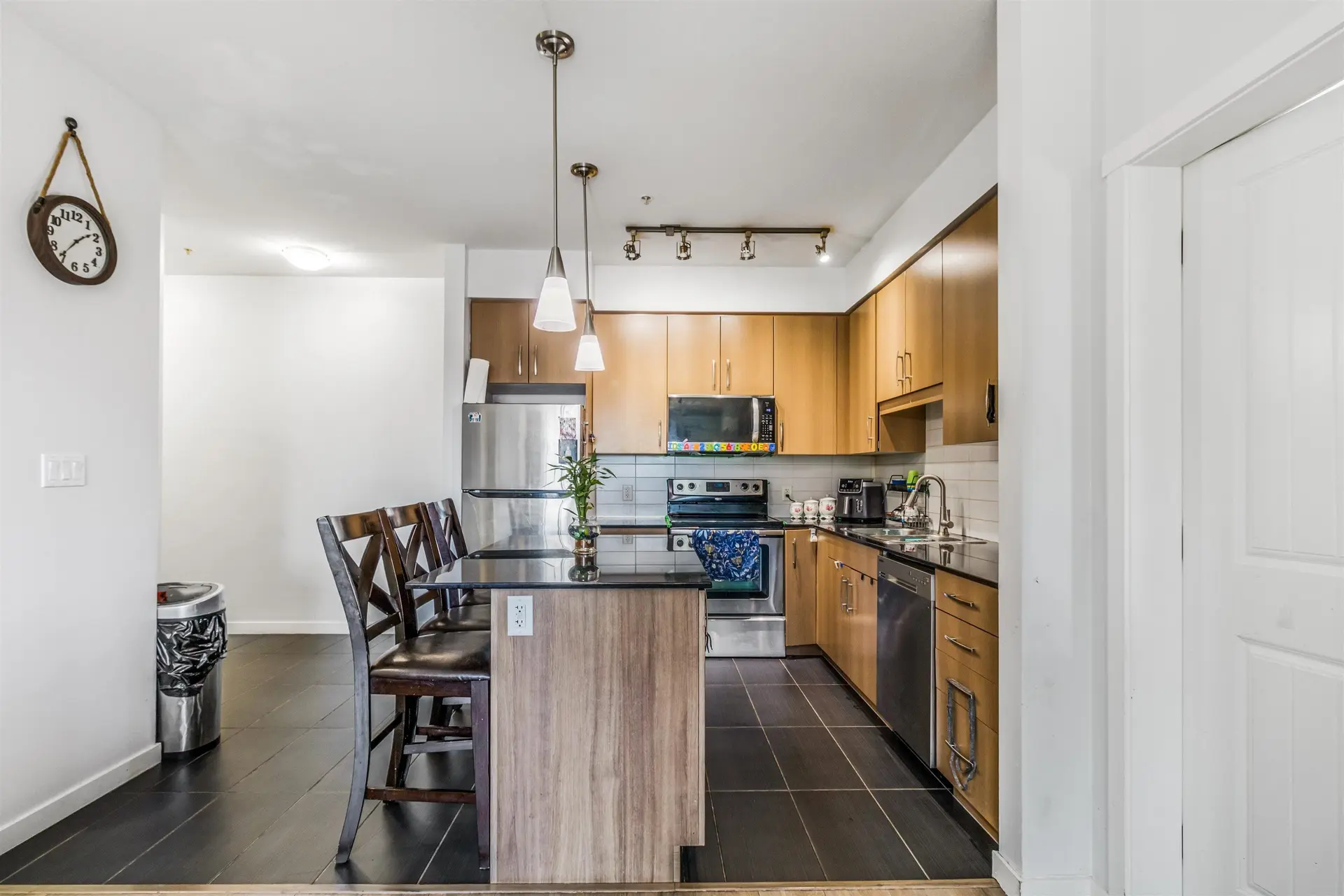 Property at #306 22290 NORTH AVENUE, Maple Ridge, BC