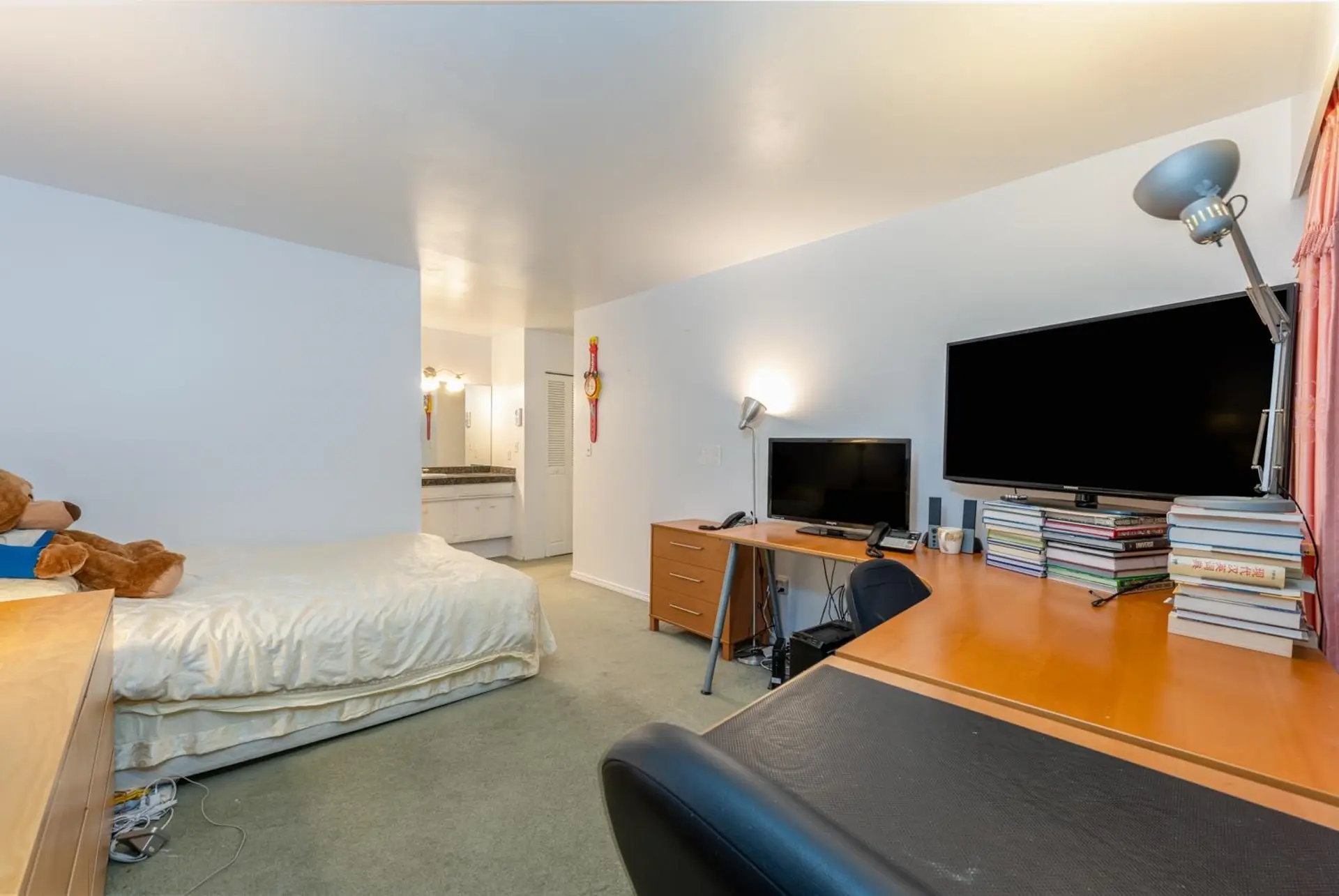 Property at #312 235 KEITH ROAD, West Vancouver, BC