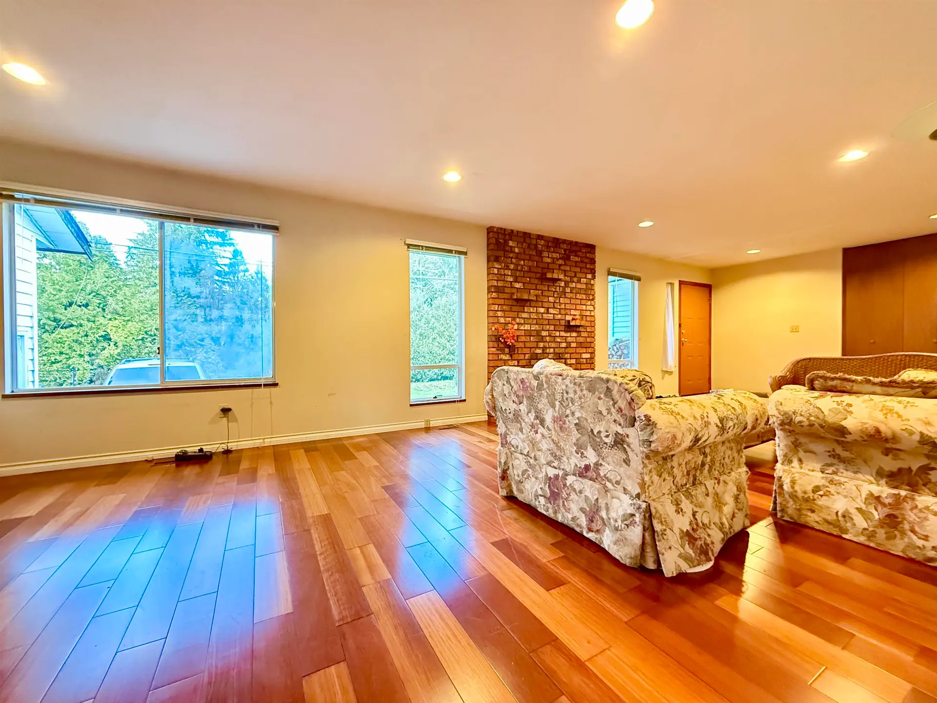 Property at 18572 76 AVENUE, Surrey, BC