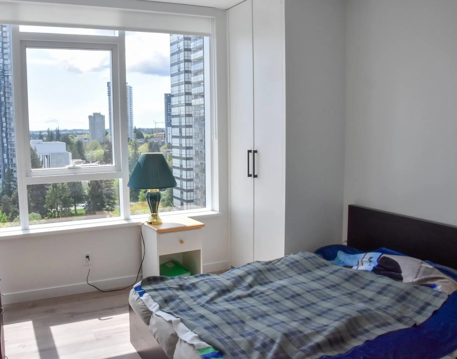 Property at #1608 10448 UNIVERSITY DRIVE, Surrey, BC