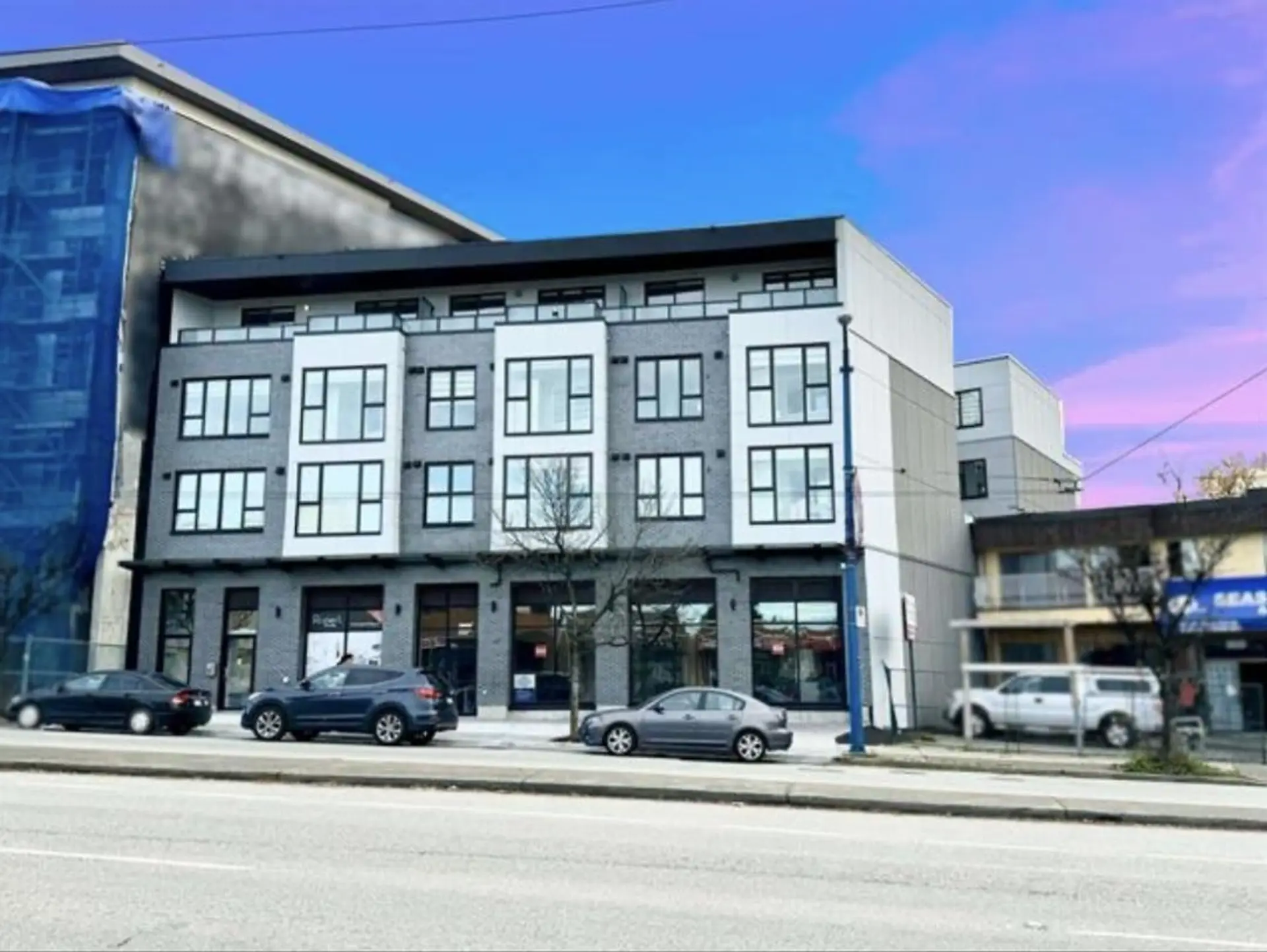 Property at #204 3050 KINGSWAY, Vancouver, BC