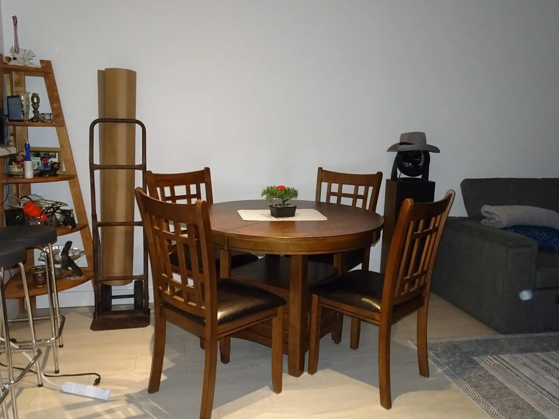 #206 3660 Vanness Avenue - Image 5