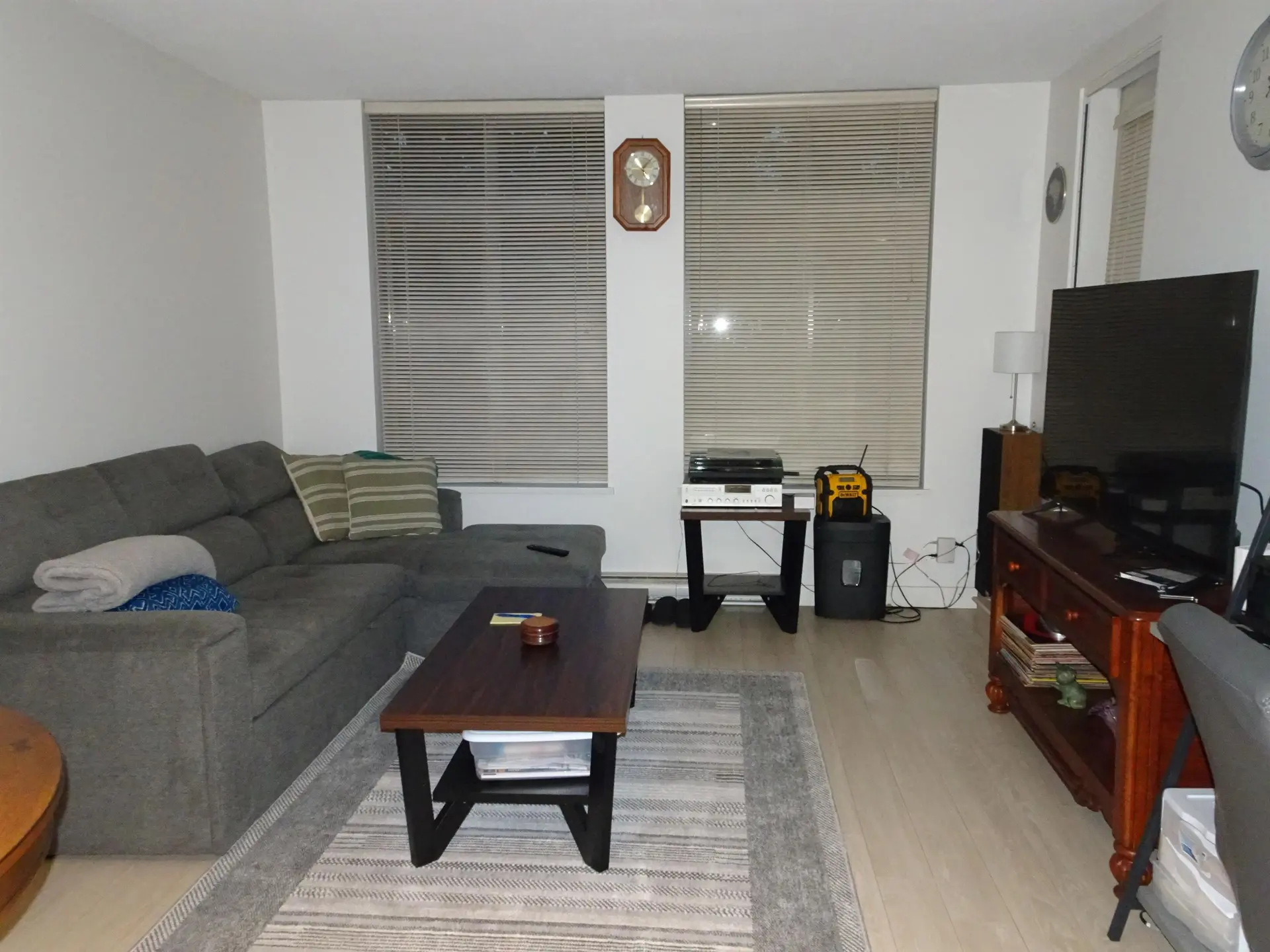 #206 3660 Vanness Avenue - Image 4