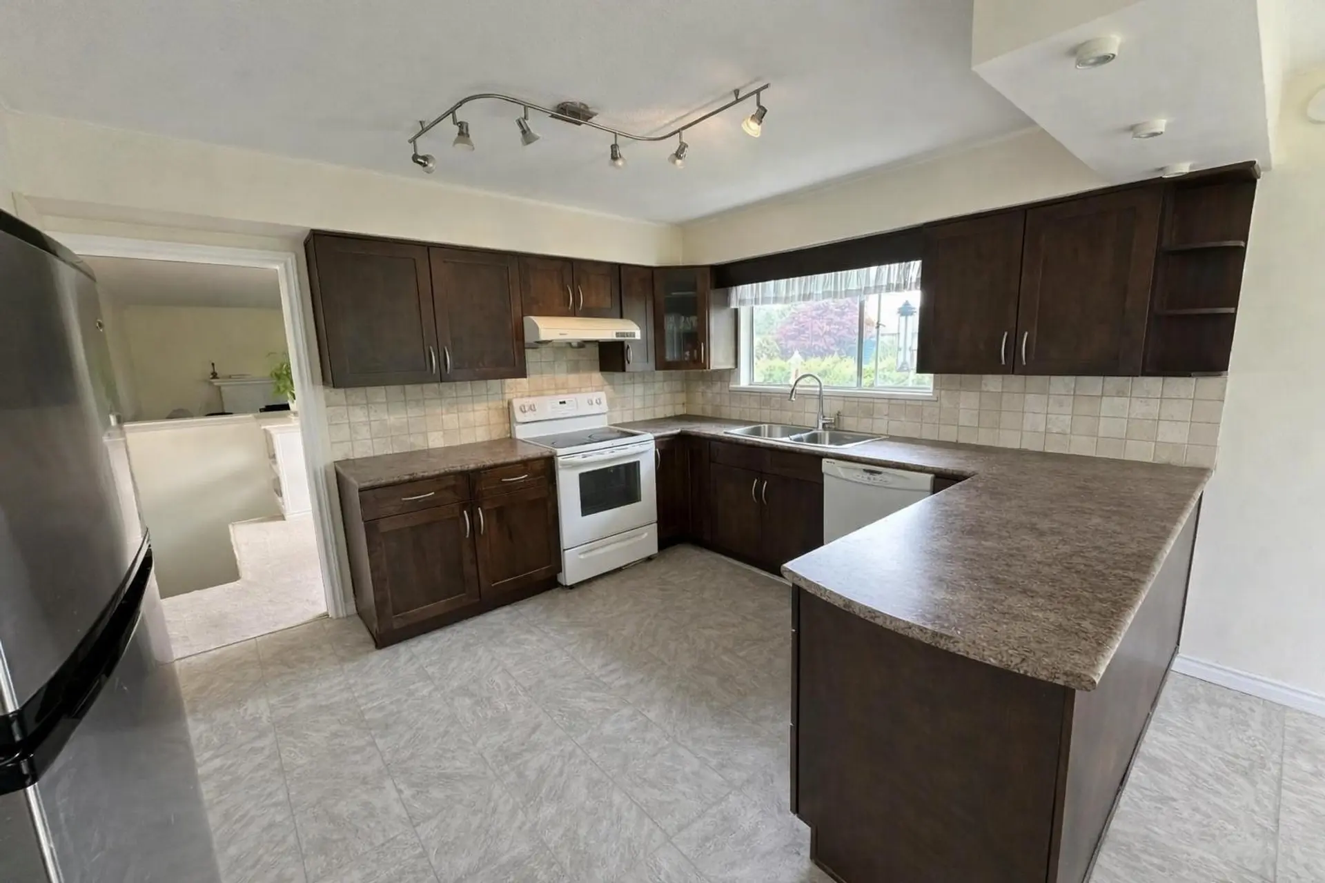 Property at 10231 AINTREE CRESCENT, Richmond, BC