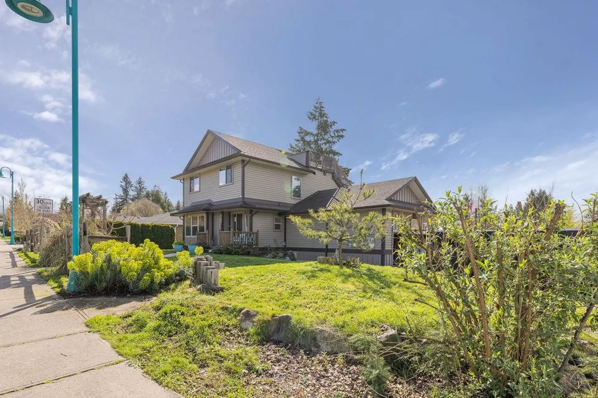 Property at 6391 Oracle Road, Sechelt, BC