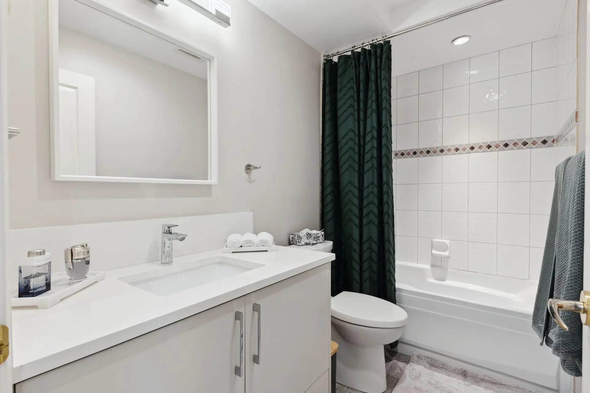 Property at #302 3131 DEER RIDGE DRIVE, West Vancouver, BC