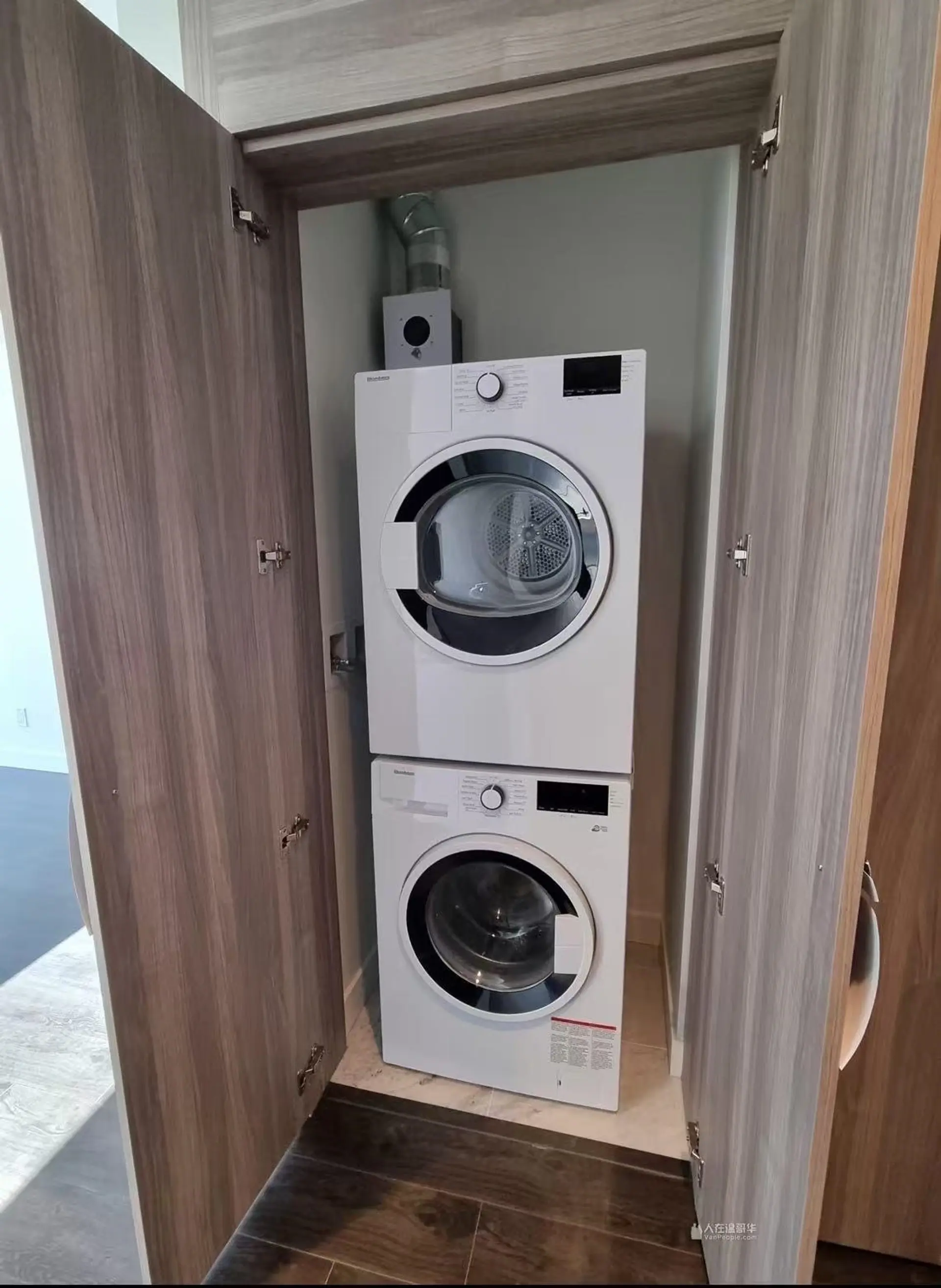 Property at #1409 4720 LOUGHEED HIGHWAY, Burnaby, BC