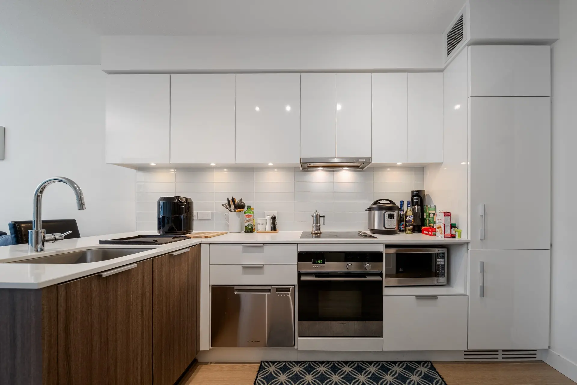 #1003 1308 Hornby Street - Image 4
