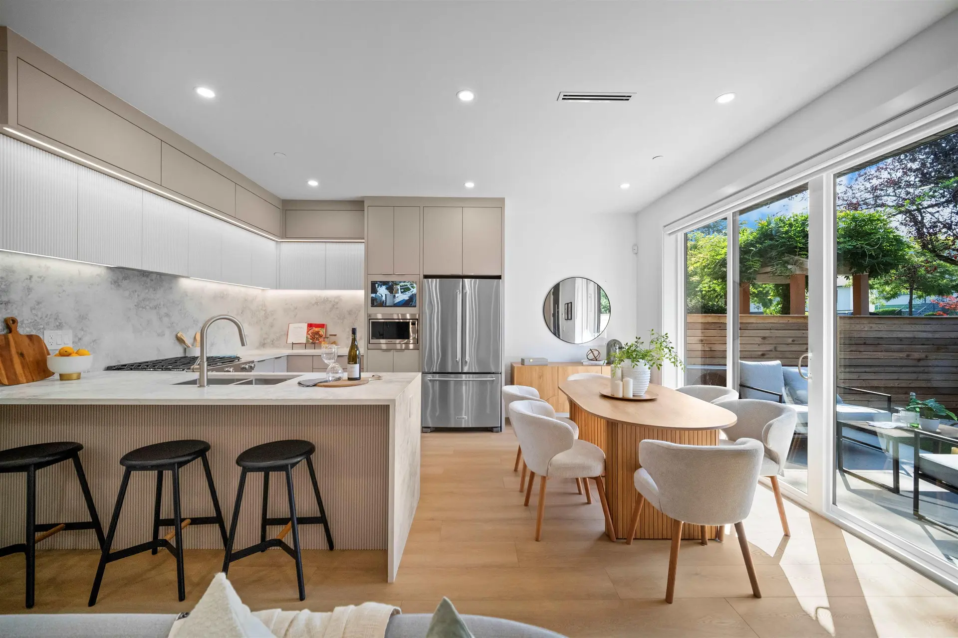 #1 3563 E 25th Avenue - Image 2