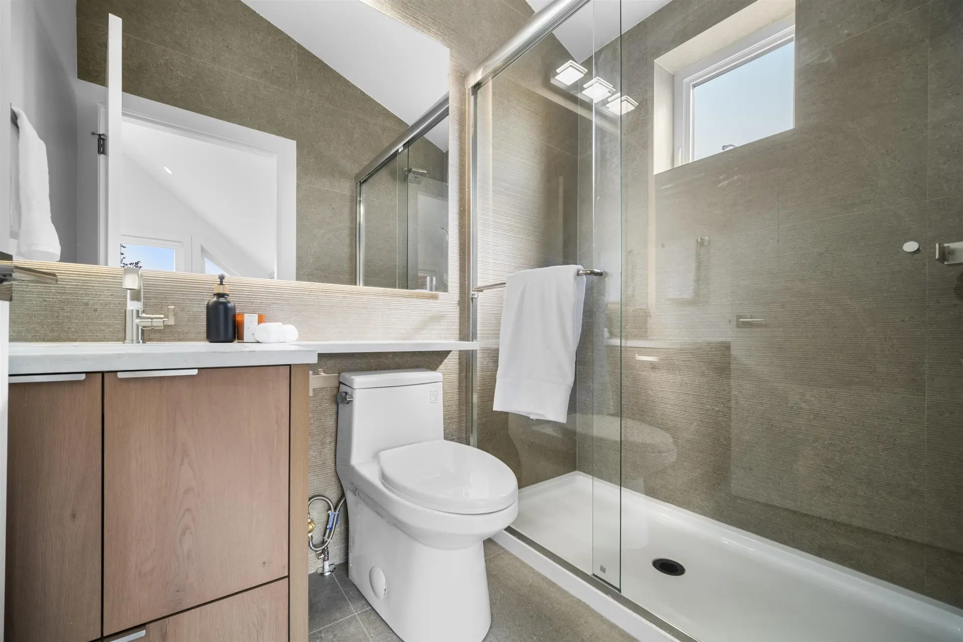 #1 3563 E 25th Avenue - Image 15