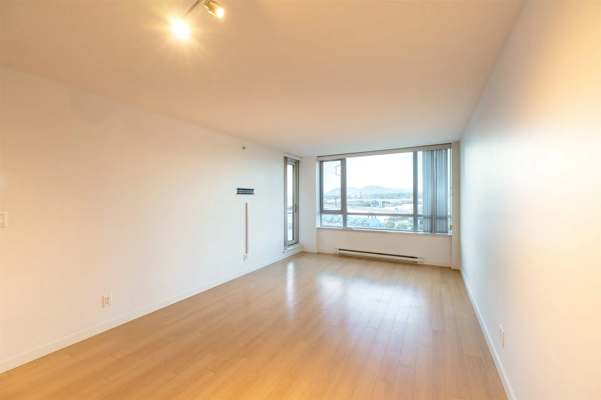 Property at #808 3333 CORVETTE WAY, Richmond, BC