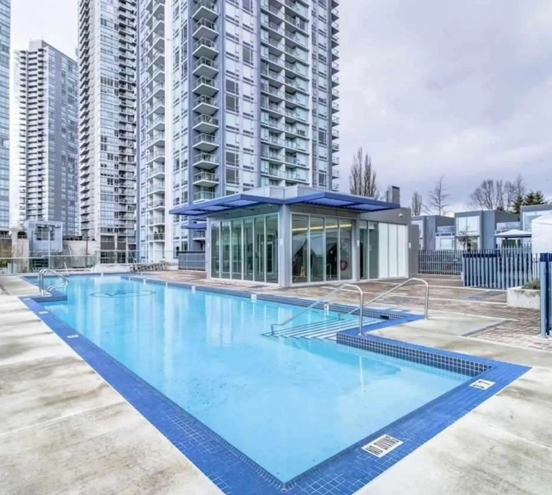 Property at #1015 13696 100 AVENUE, Surrey, BC