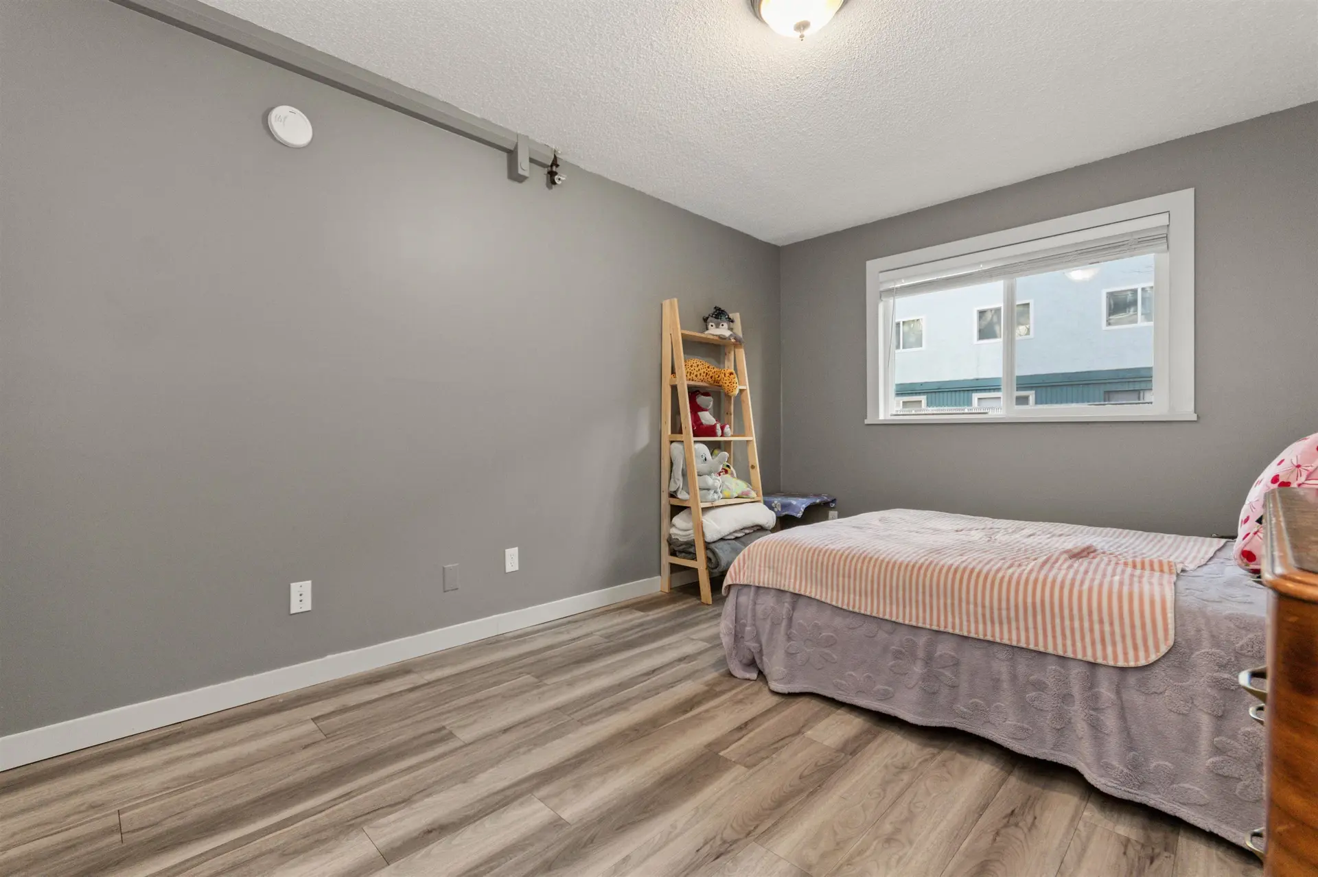 #133 1783 Agassiz-Rosedale No 9 Highway - Image 12