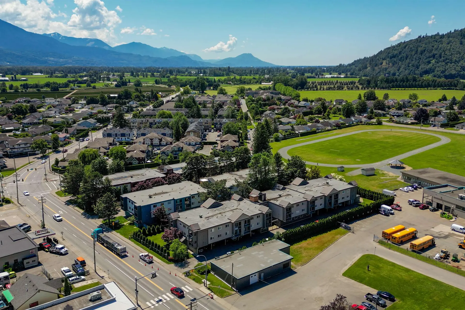 #133 1783 Agassiz-Rosedale No 9 Highway - Image 1