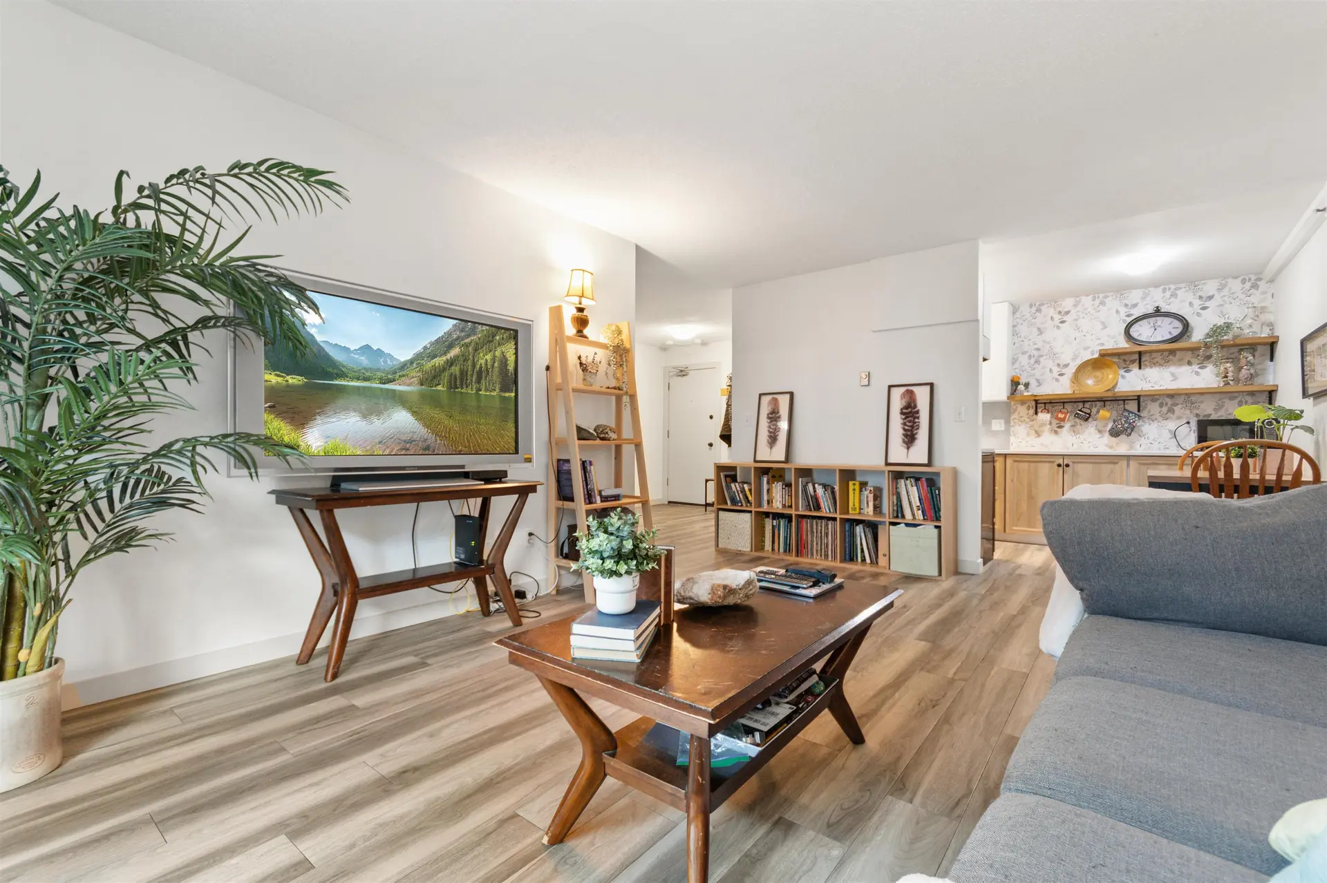 #133 1783 Agassiz-Rosedale No 9 Highway - Image 10
