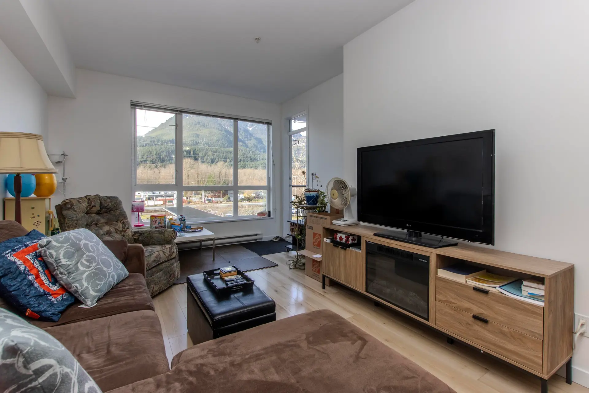 Property at #327 40437 TANTALUS ROAD, Squamish, BC