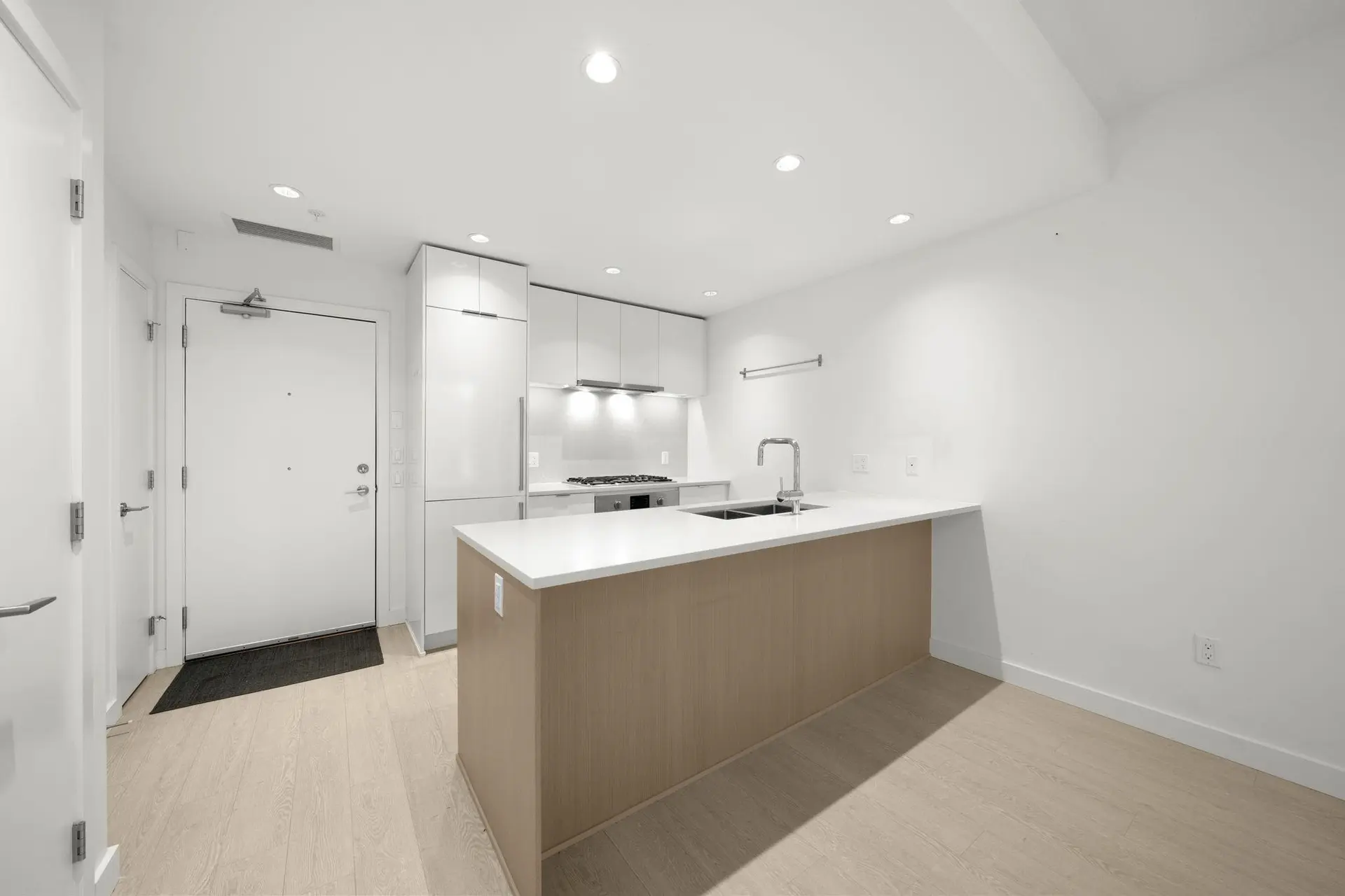 #203 7928 Yukon Street - Image 5