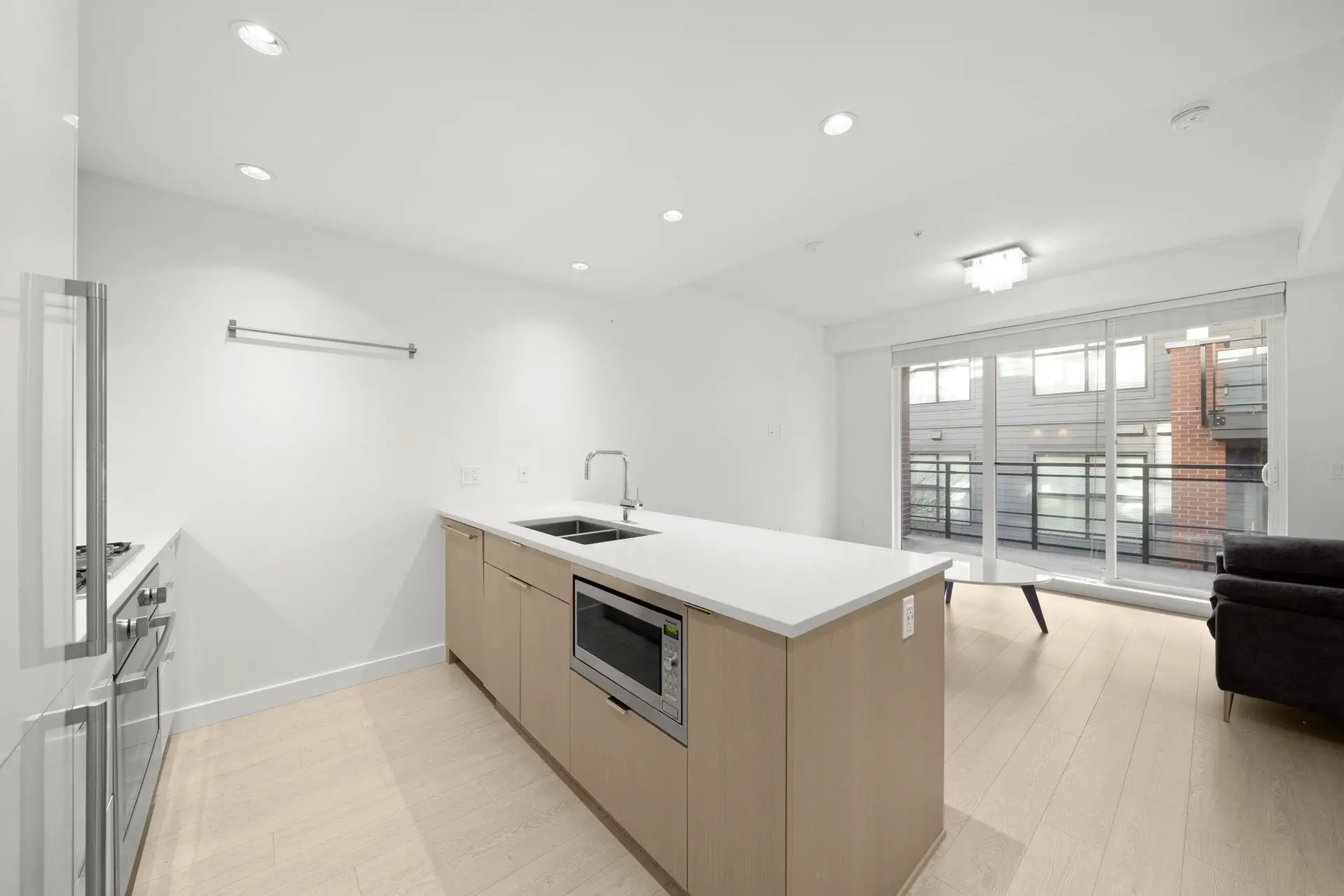 #203 7928 Yukon Street - Image 4