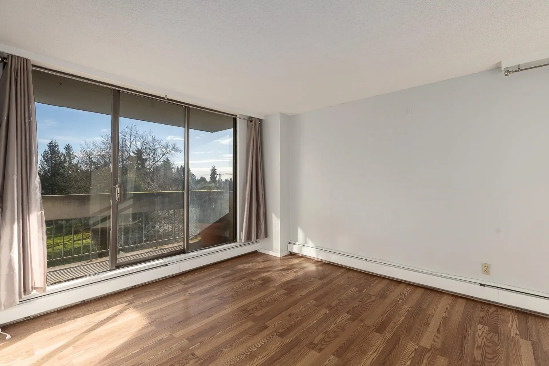 #403 4105 Imperial Street - Image 5
