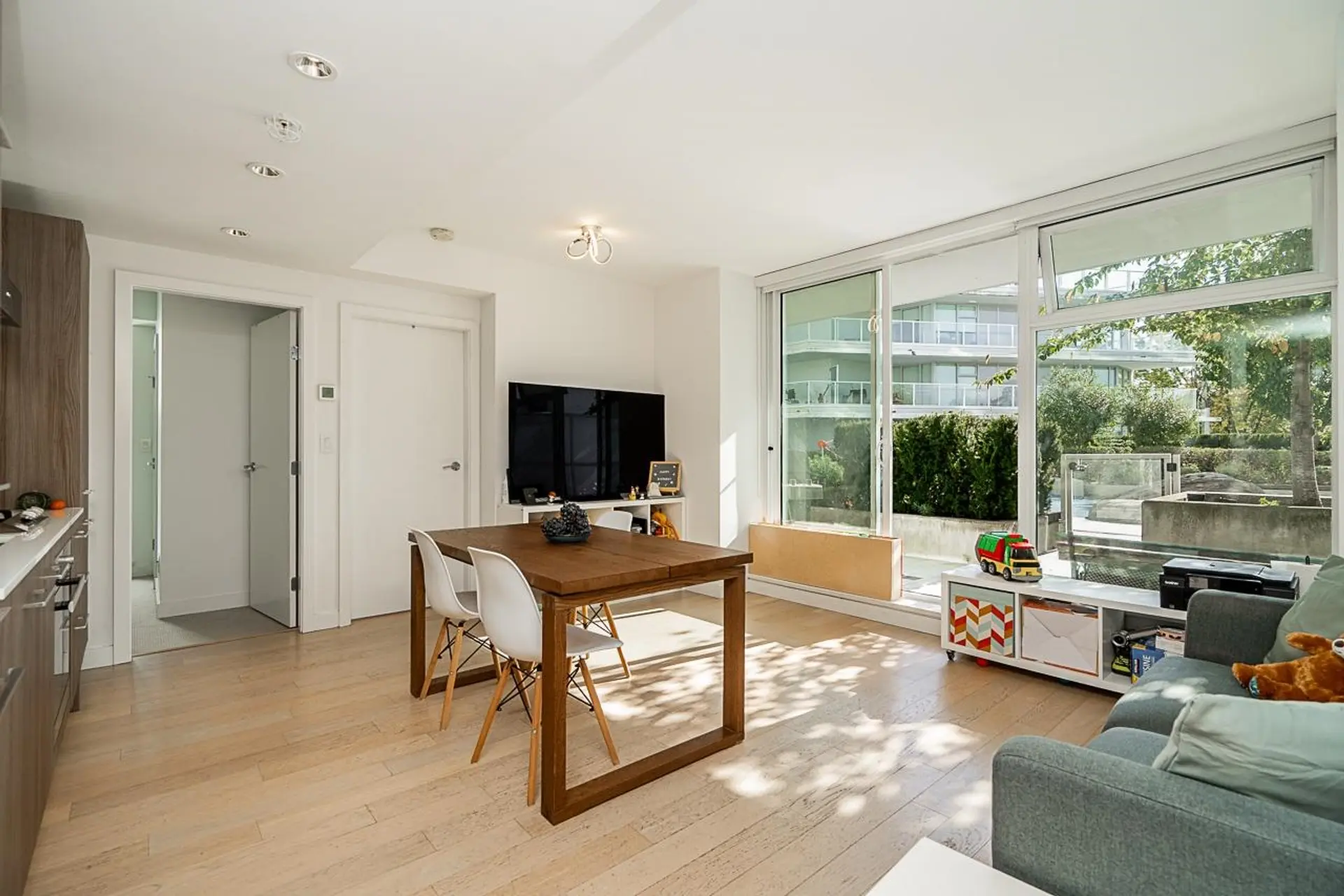 Property at #301 4638 Gladstone Street, Vancouver, BC