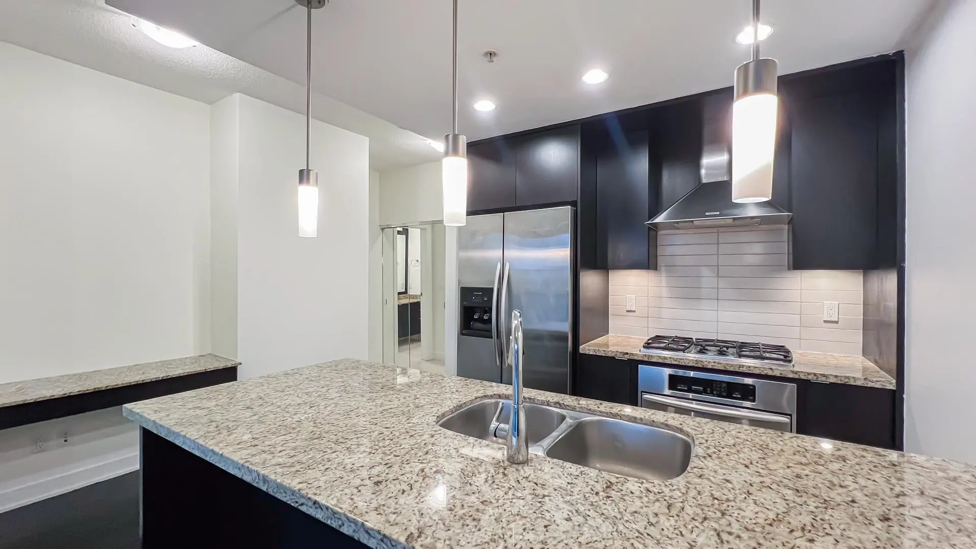 Property at #905 7088 18TH AVENUE, Burnaby, BC