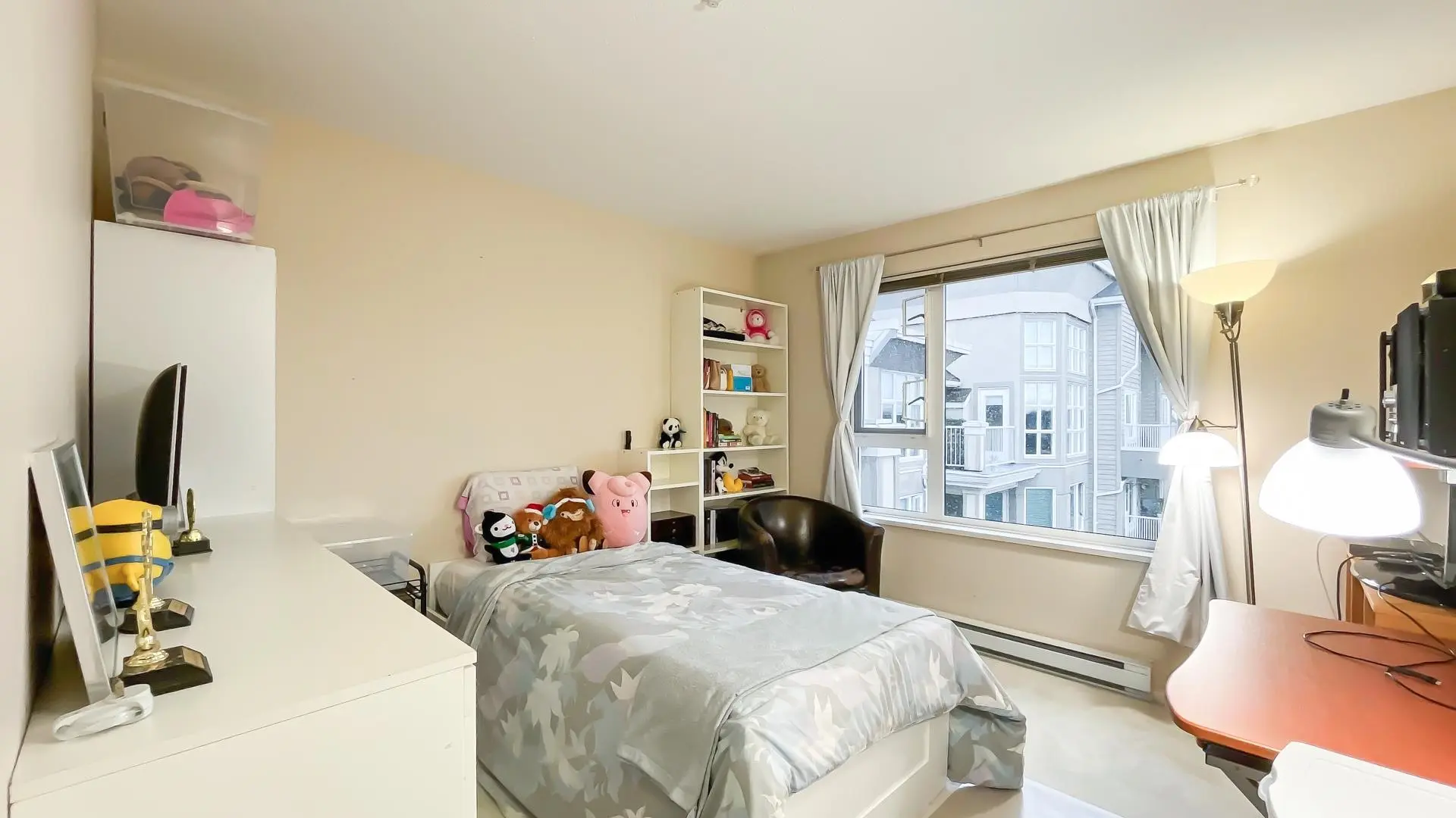 Property at #425 5888 DOVER CRESCENT, Richmond, BC