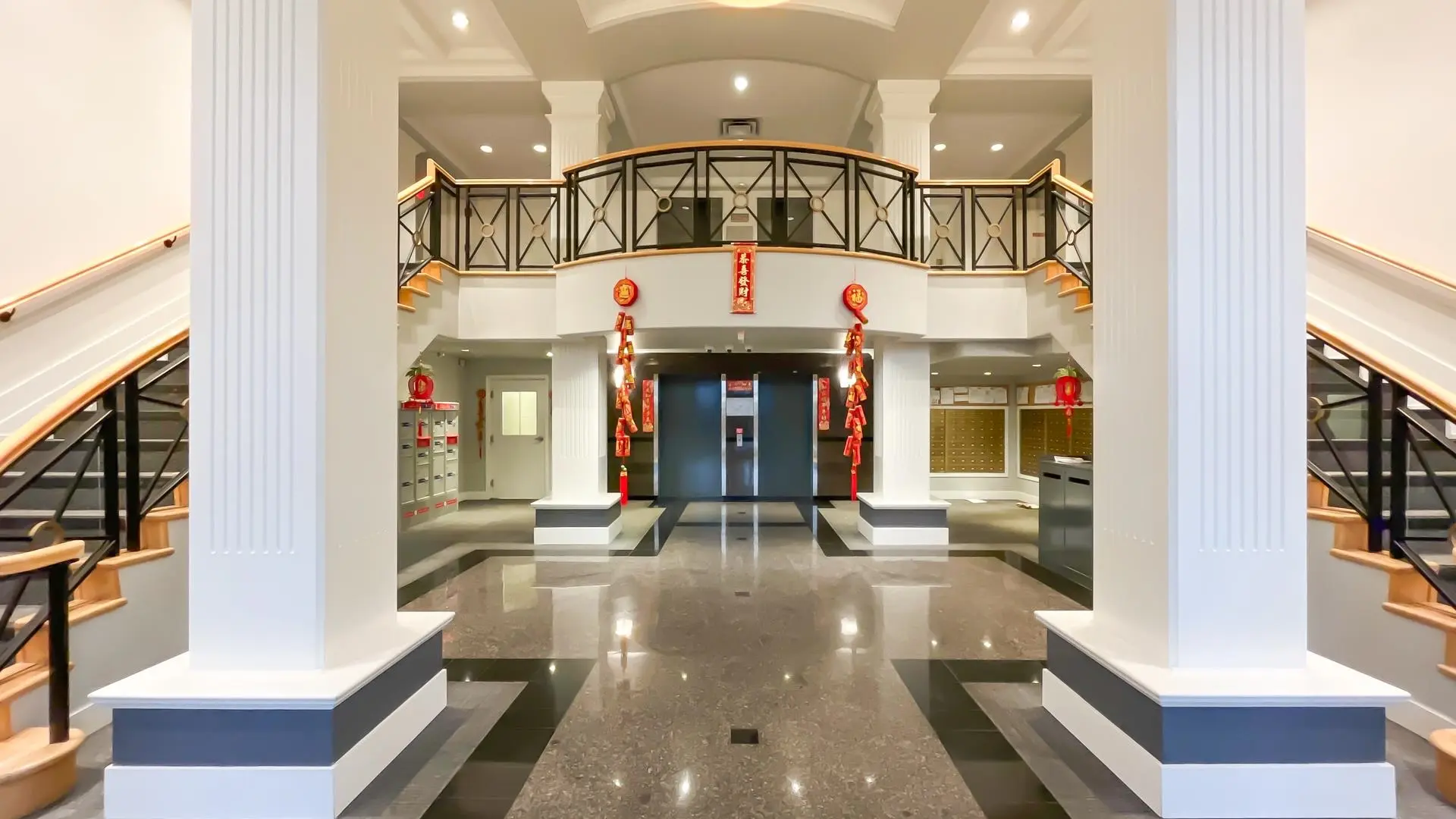 Property at #425 5888 DOVER CRESCENT, Richmond, BC