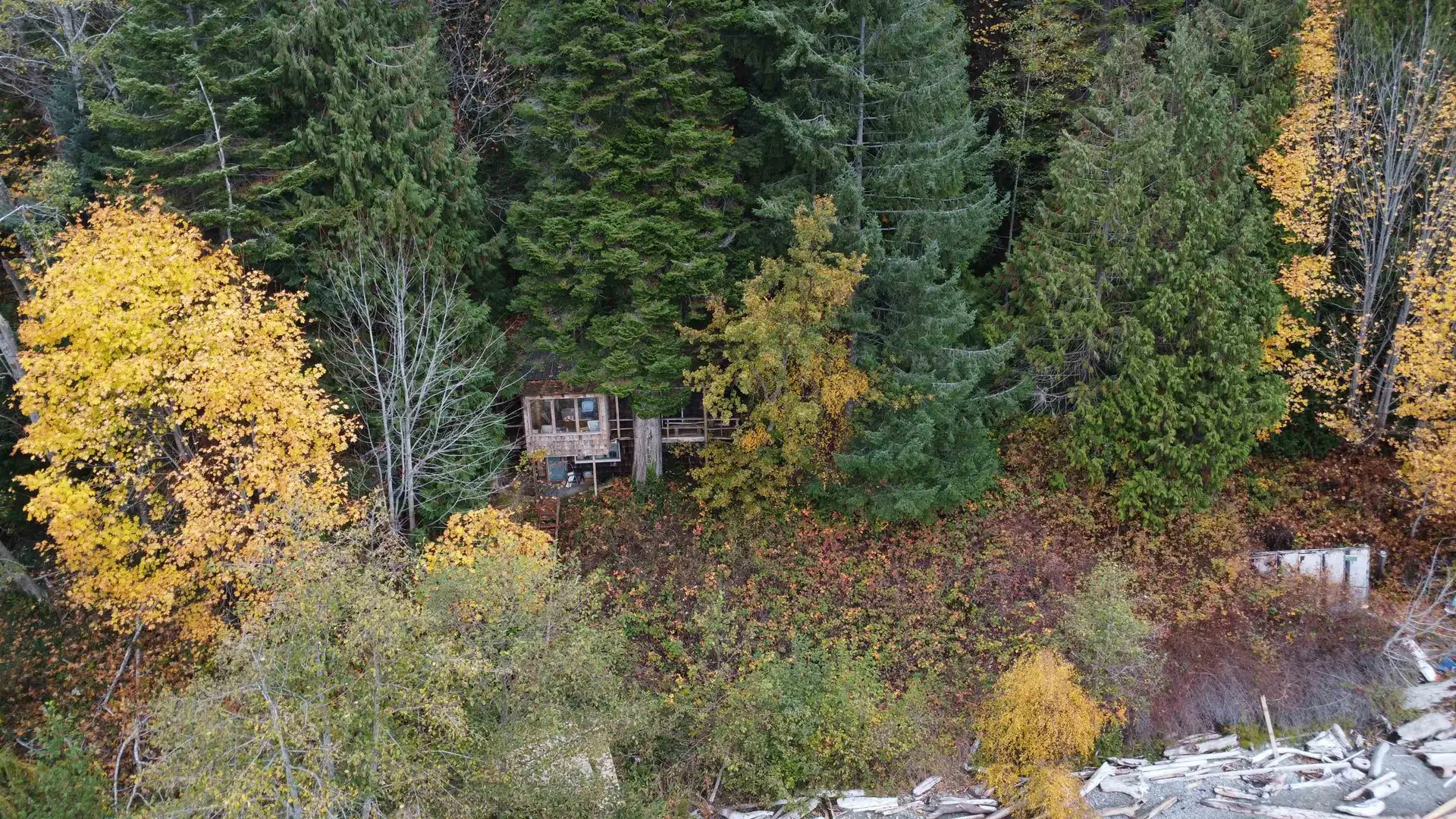 Property at 8131 REDROOFFS ROAD, Halfmoon Bay, BC