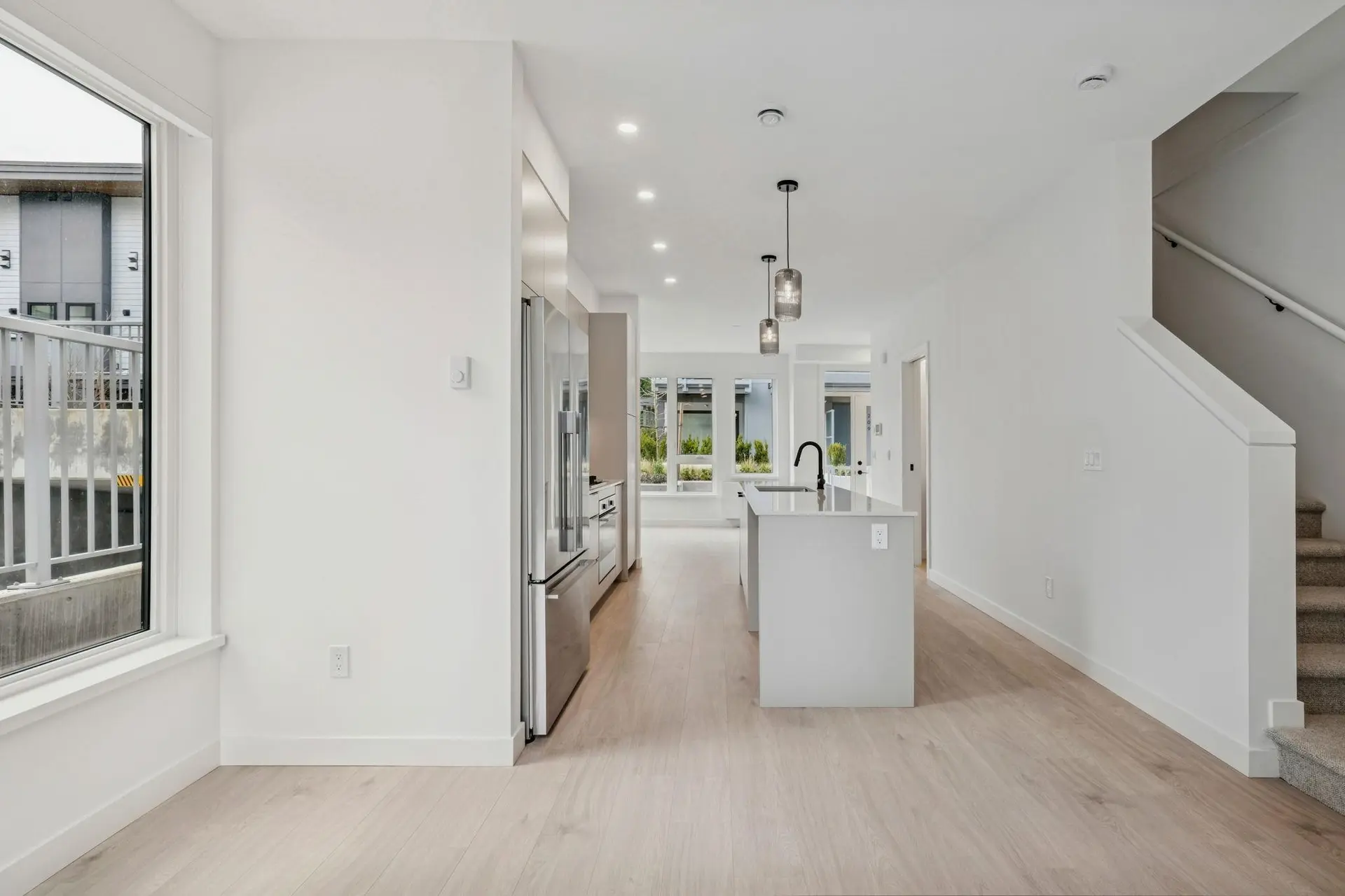 #136 921 Grant Street - Image 7