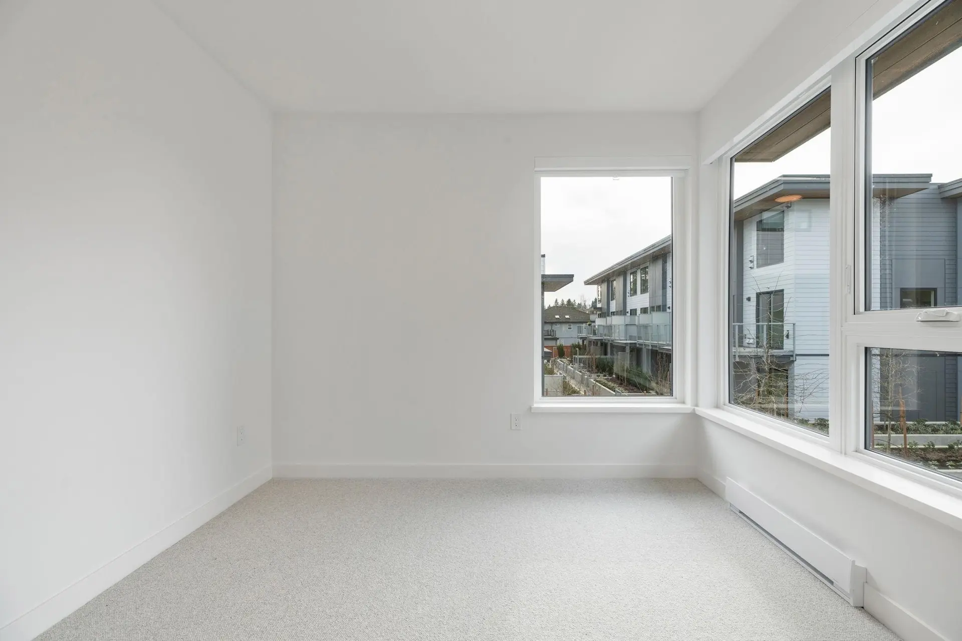 #136 921 Grant Street - Image 9