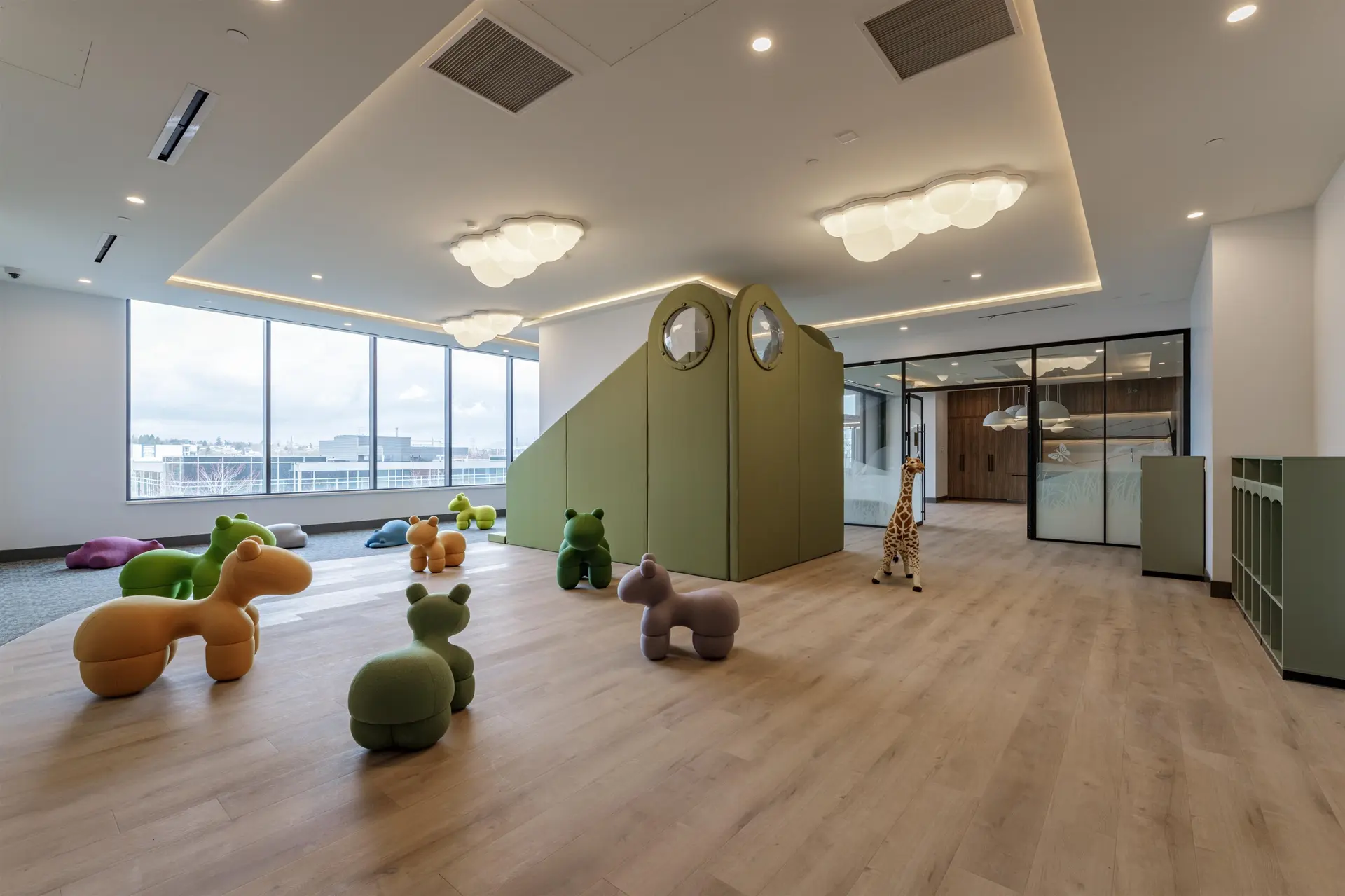 Property at #605 4168 LOUGHEED HIGHWAY, Burnaby, BC