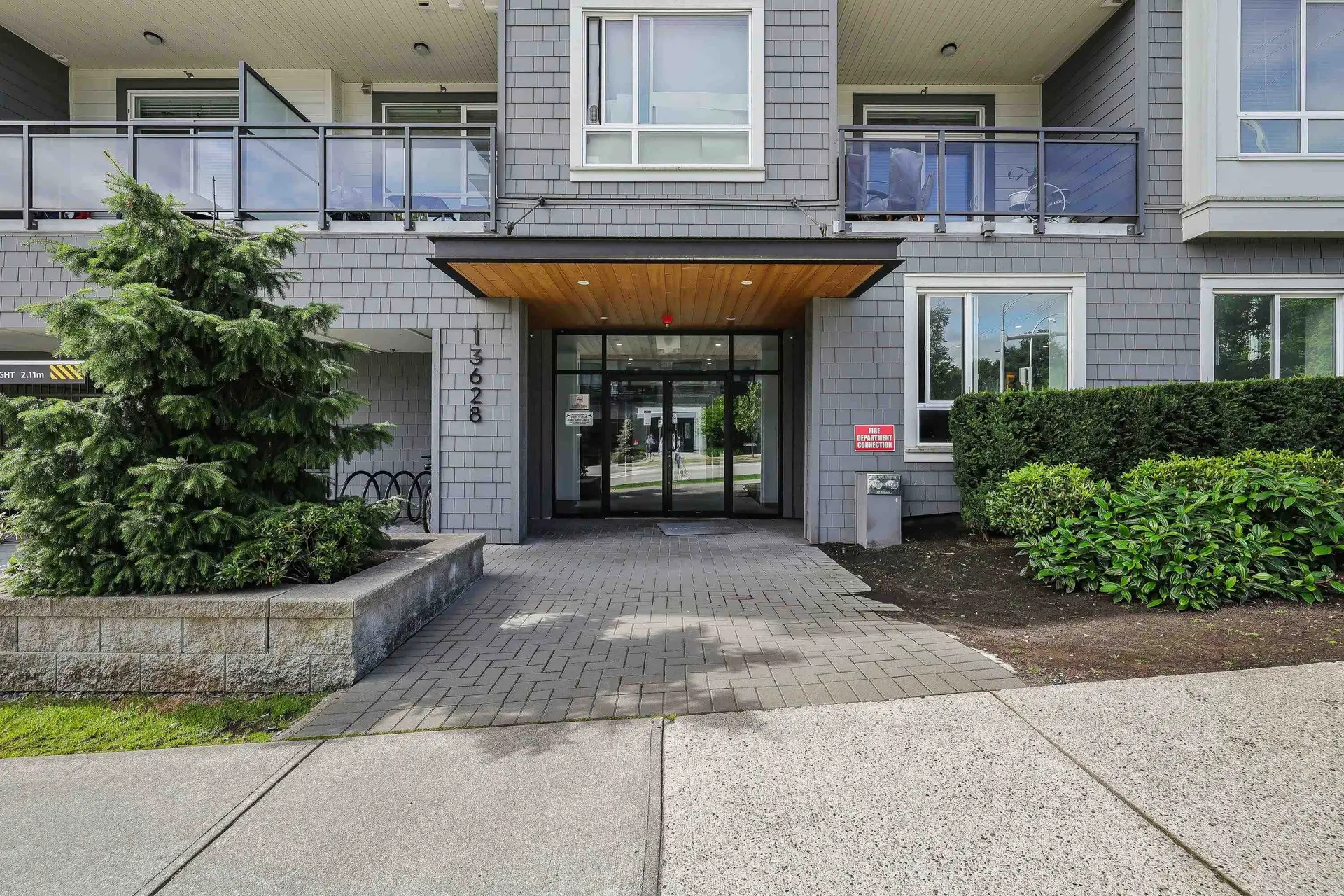 Property at #303 13628 81A AVENUE, Surrey, BC