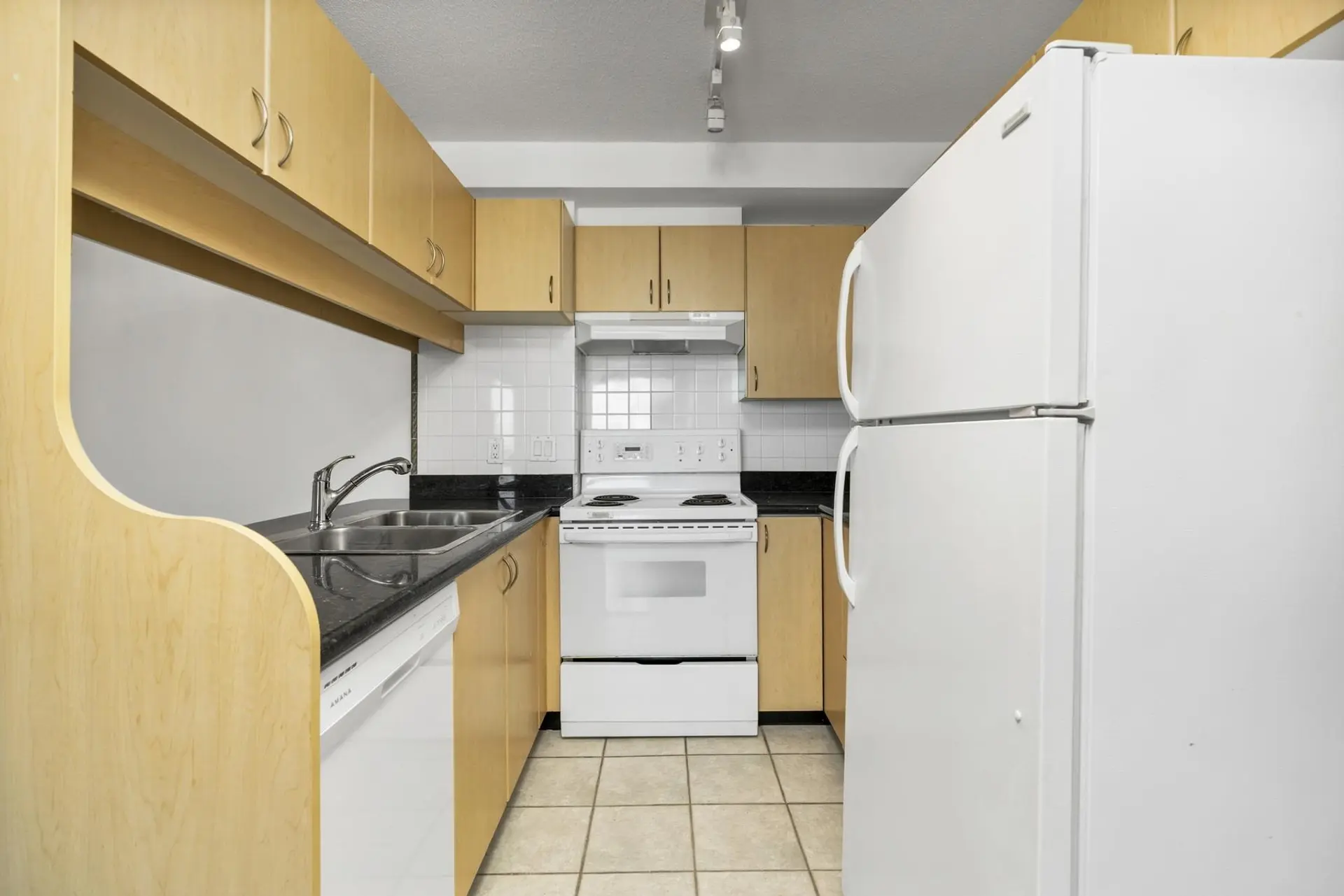 Property at #1106 6611 COONEY ROAD, Richmond, BC