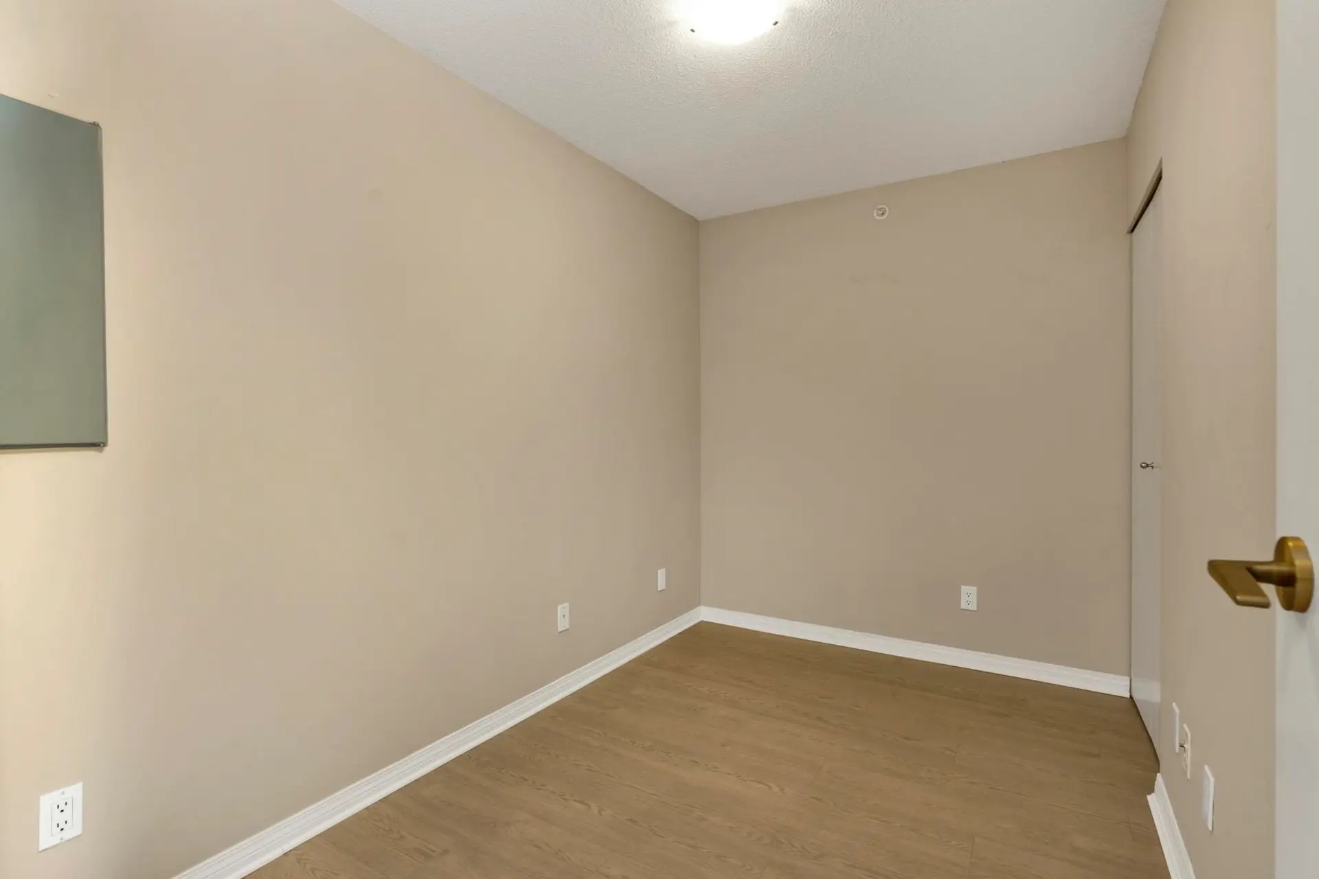 #509 6611 Cooney Road - Image 10