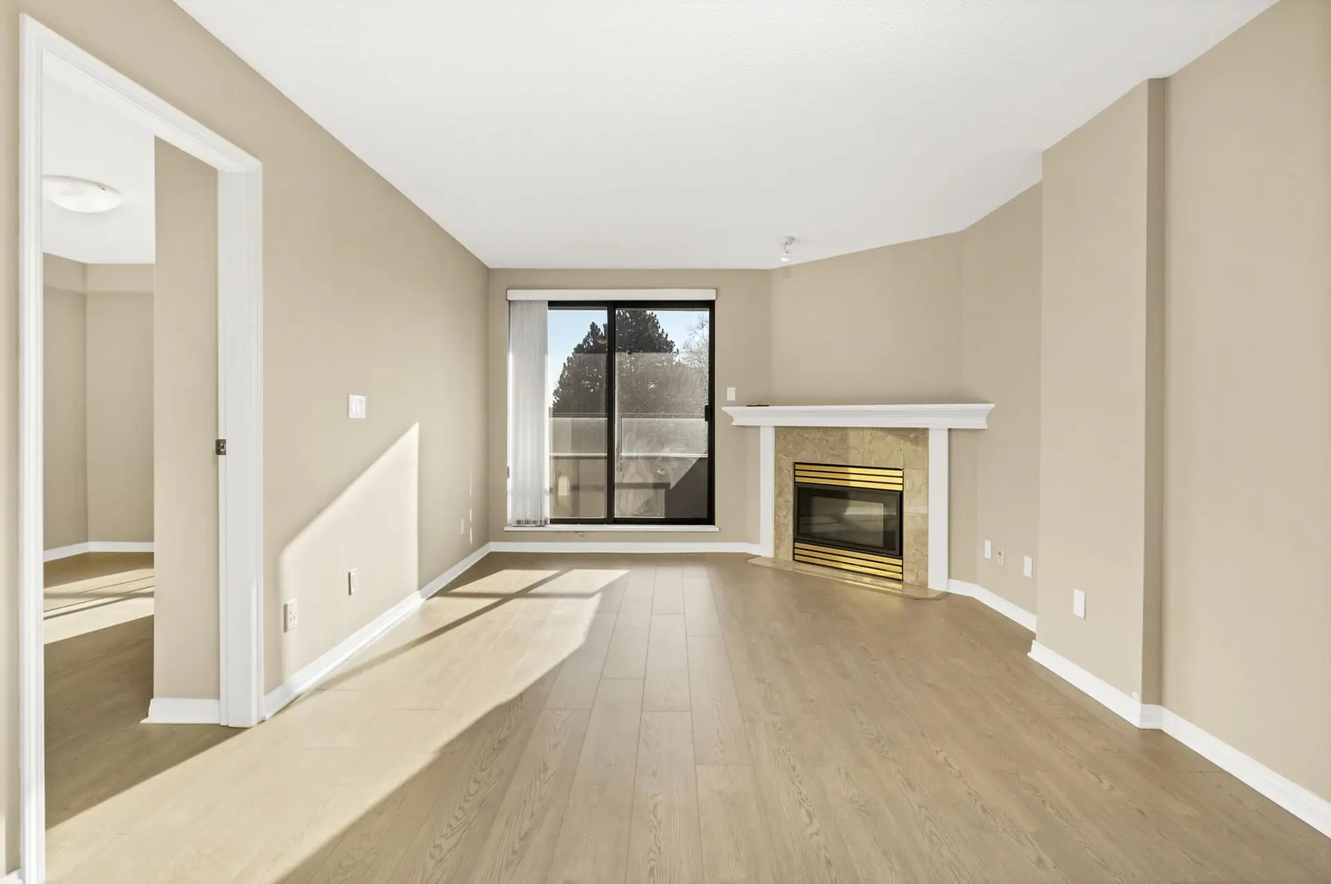 #509 6611 Cooney Road - Image 4