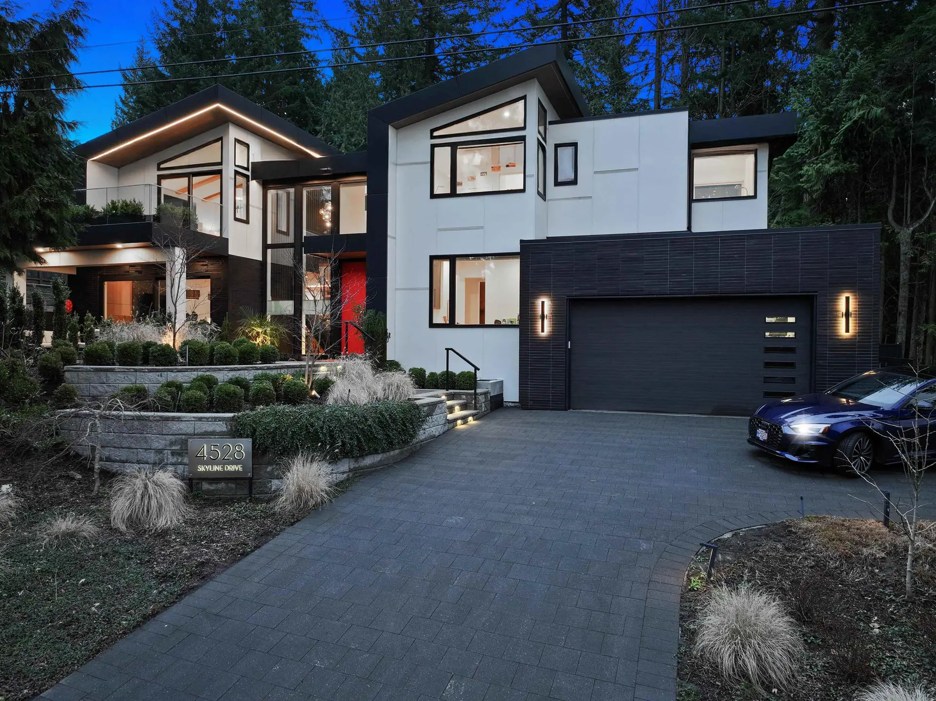 Property at 4528 Skyline Drive, North Vancouver, BC